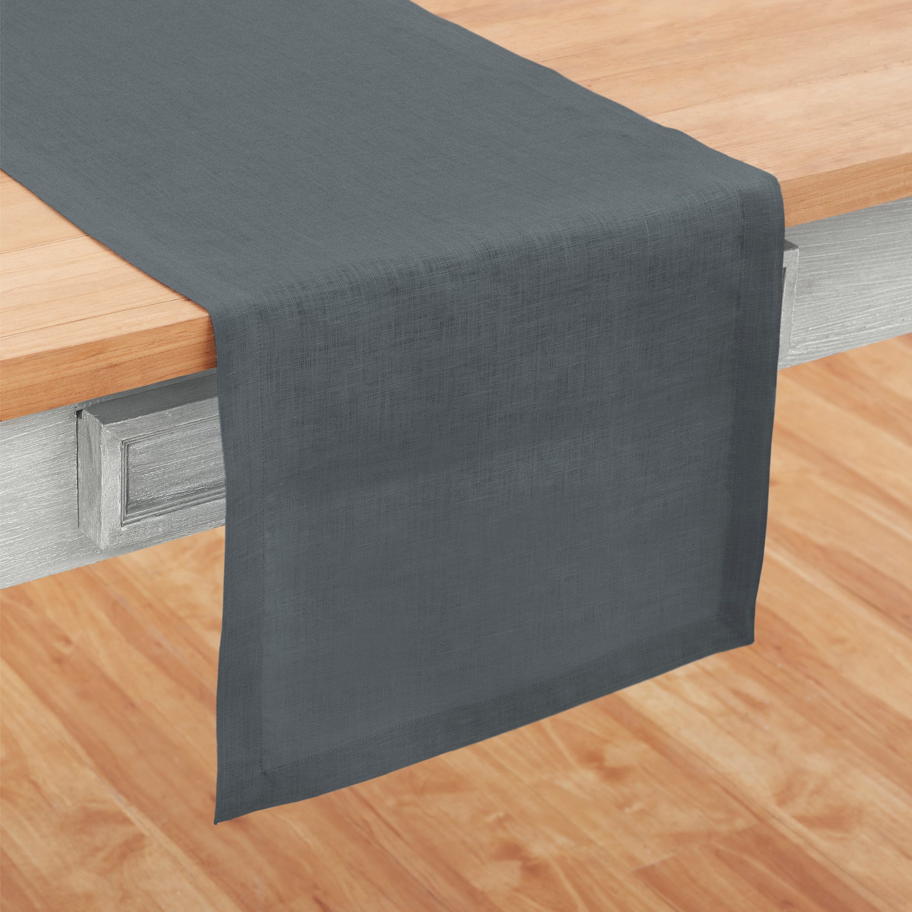 Elegant Fete Table Runner for Weddings, Parties & Events - Premium Decorative Dining Table Cloth for Home Decor & Special Occasions