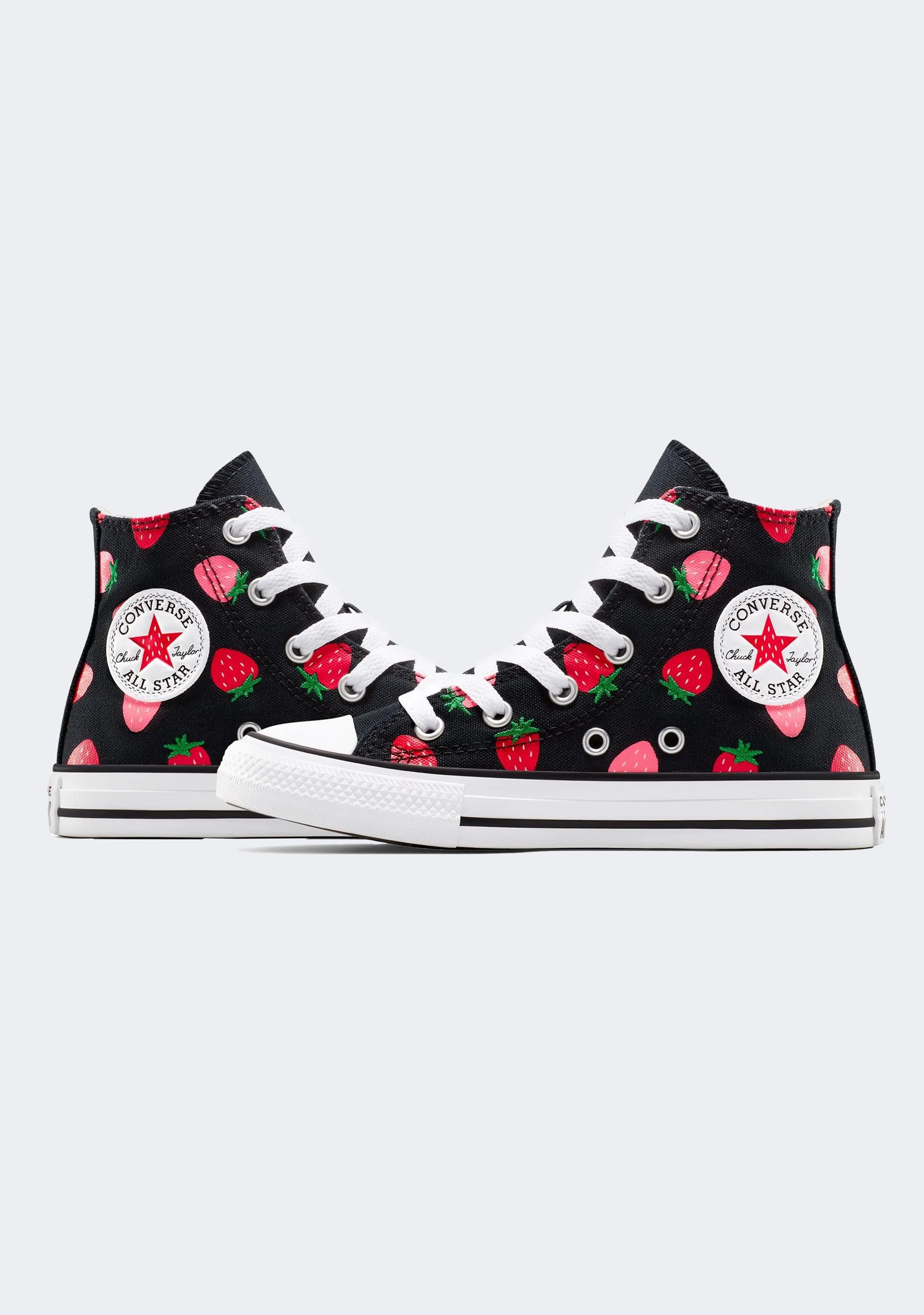 Converse Youth Chuck Taylor All Star High Top Sneakers - Classic Canvas Shoes for Boys & Girls - Perfect for School, Casual Wear & Sports Activities