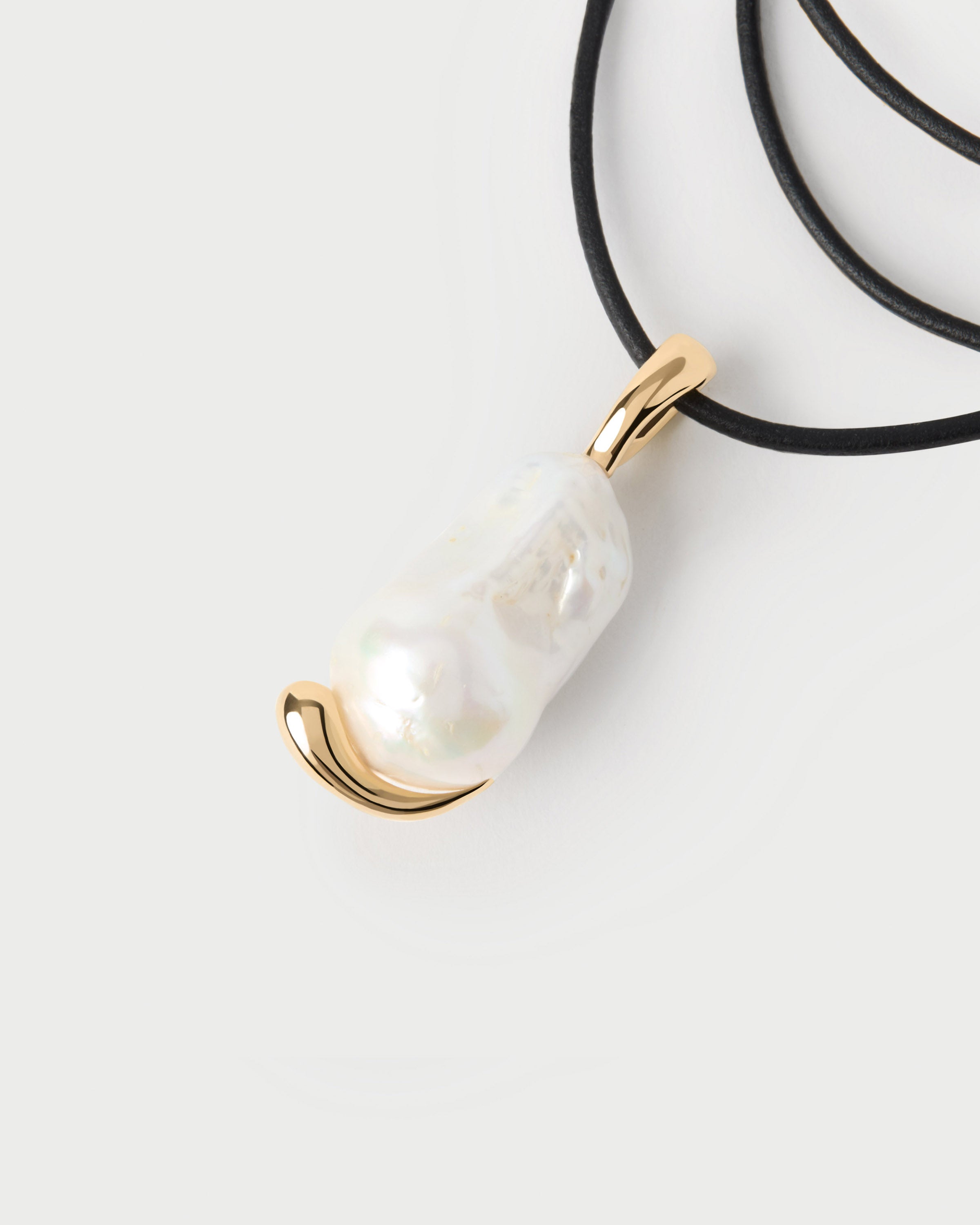 GRID La Perla Pendant Necklace - Elegant Italian Jewelry for Women | Perfect for Date Night, Wedding & Special Occasions
