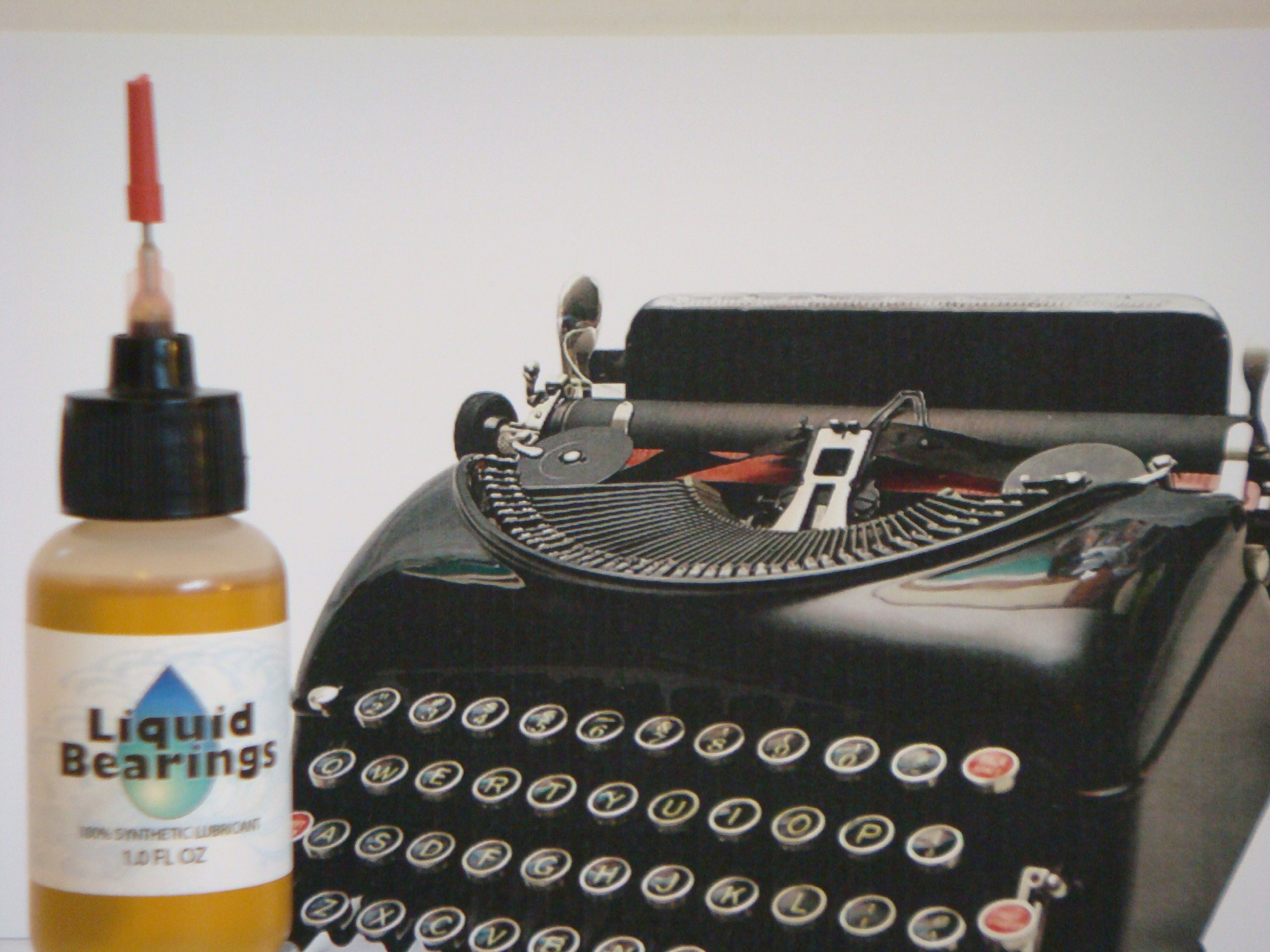 Premium 100% Synthetic Lubricating Oil for Drones, RC Cars & Industrial Equipment - High-Performance Protection for Motors, Gears & Moving Parts (Ideal for Hobbyists, DIY Projects & Professional Maintenance)