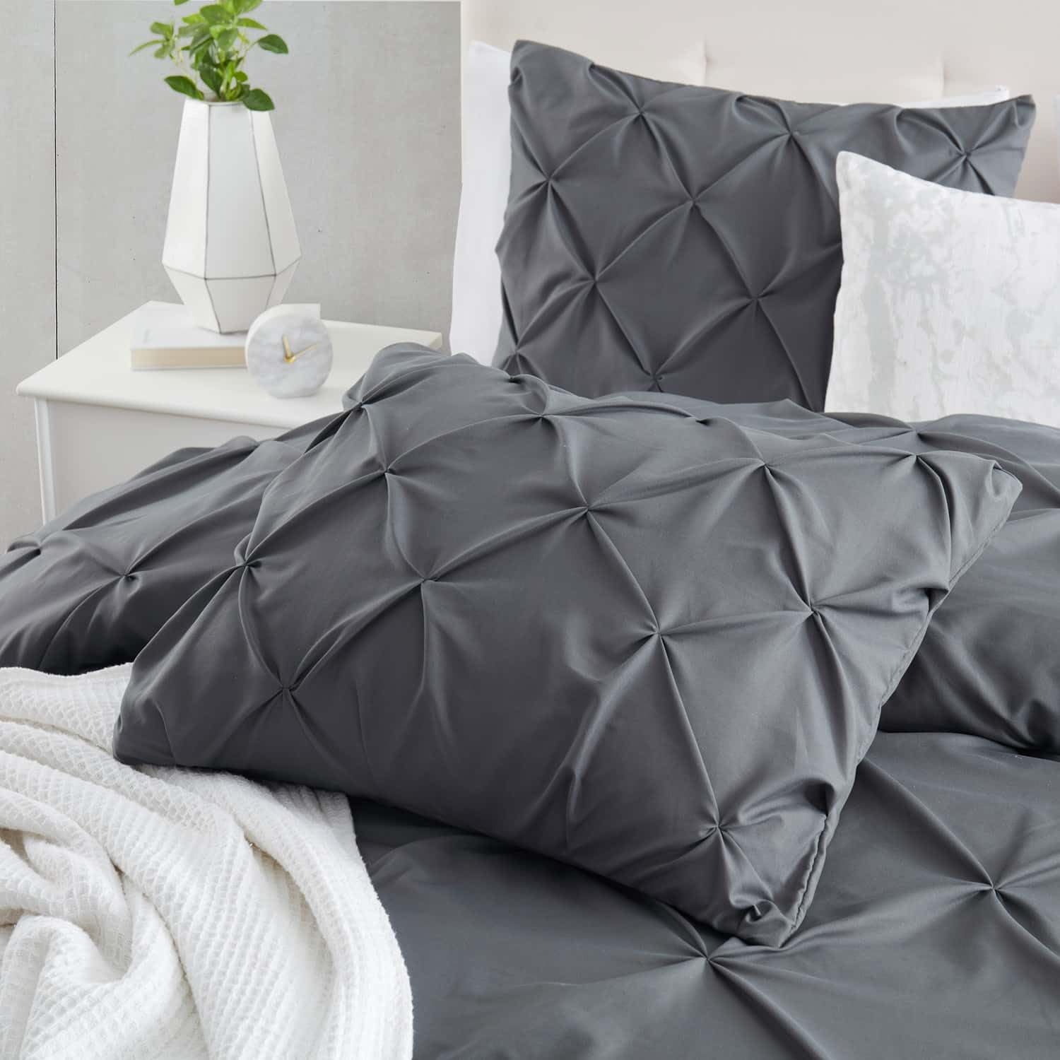Luxury Grey Queen Size 3-Piece Duvet Cover Set - Ultra Soft Microfiber Pintuck Comforter Cover with Button Closure (90x90 Inches) & 2 Matching Pillow Shams - Pinch Pleated Bedding for Master Bedroom, Guest Room & Cozy Home Decor