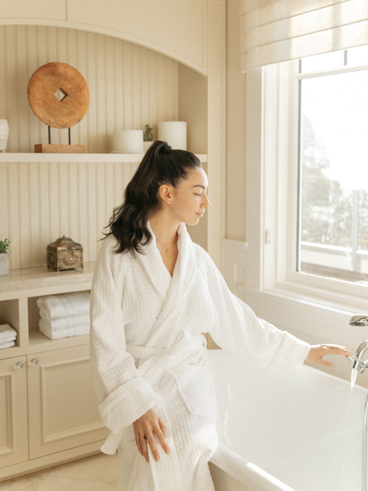 Premium Soft Cotton Bath Robe for Women & Men - Cozy Plush Terry Cloth Robe with Pockets - Perfect for Spa, Lounge, and Post-Shower Comfort