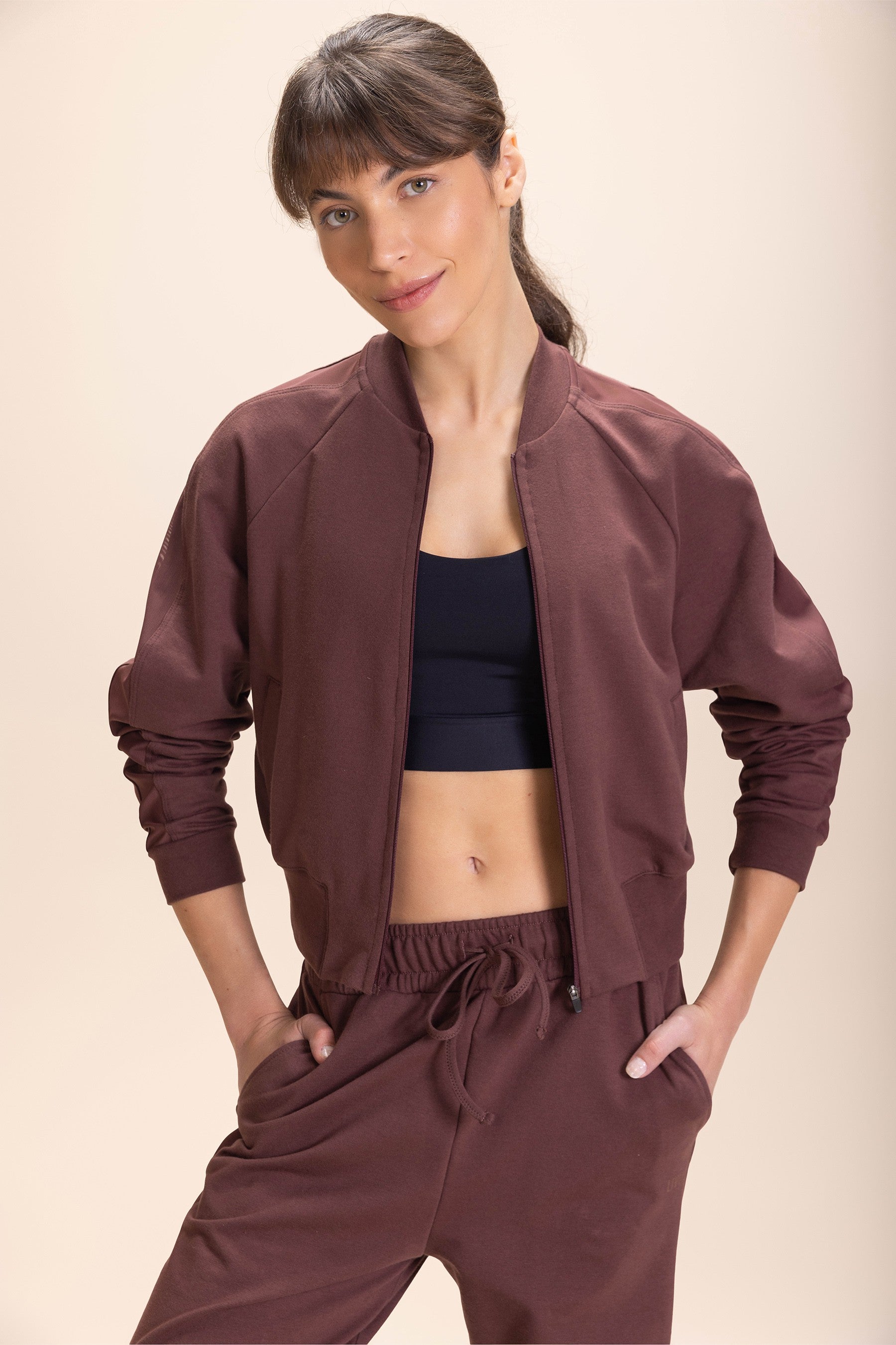 Stylish Raglan Jog Jacket for Men & Women - Comfortable Lightweight Running Hoodie - Perfect for Gym, Workouts & Casual Wear