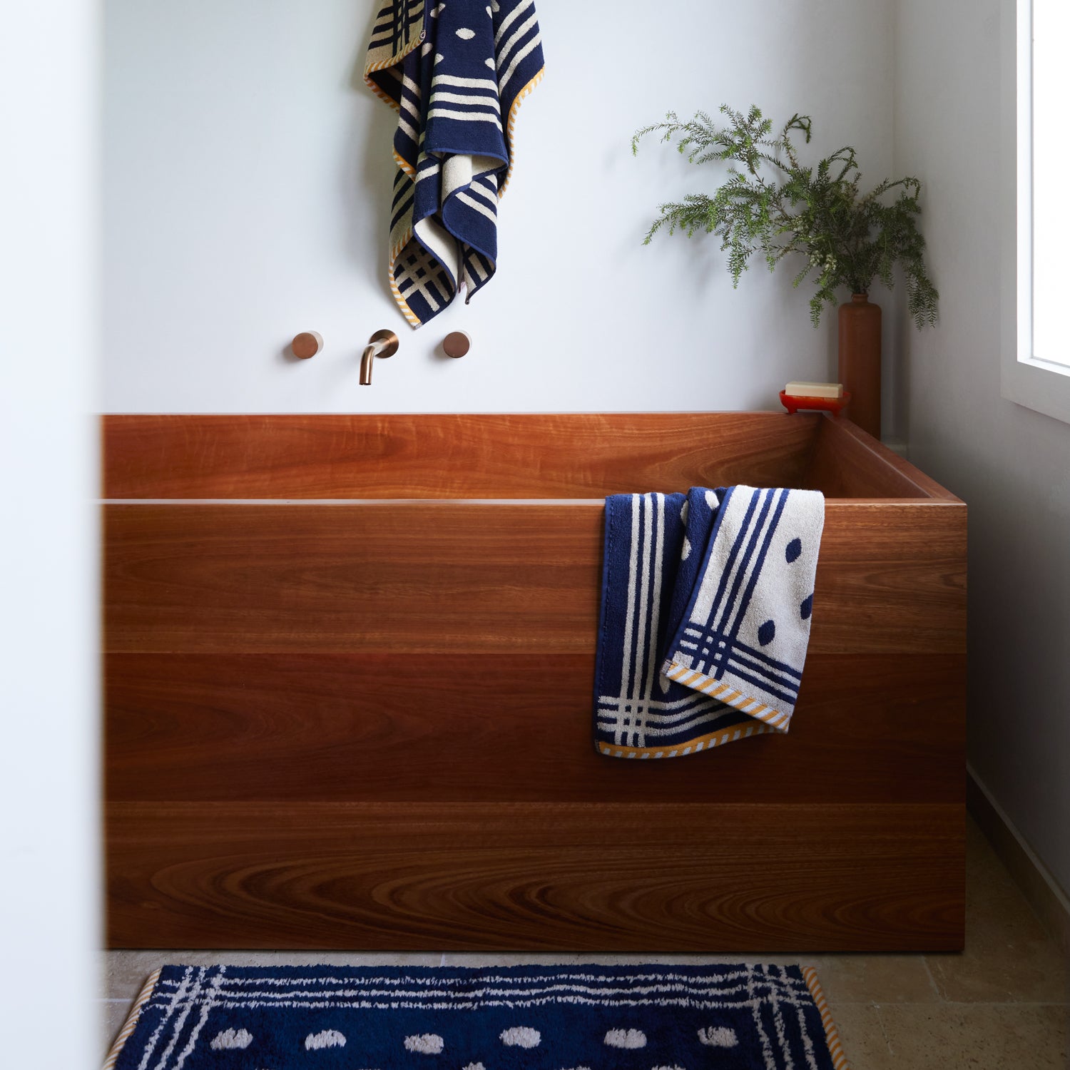 Premium Palermo Hand Towel Set - Soft & Absorbent 100% Cotton Kitchen & Bath Towels (Indigo Blue) - Perfect for Bathroom, Kitchen, Spa & Guest Use