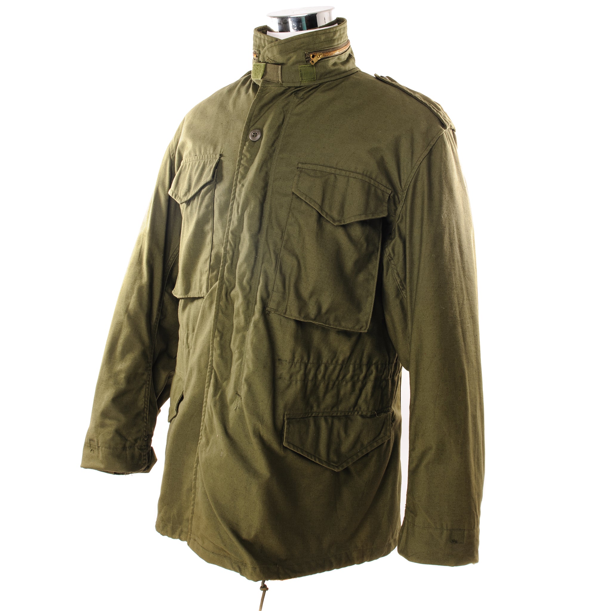 Vintage US Army M-1965 M65 Field Jacket - Vietnam War Era Military Surplus - Size Medium Regular - Perfect for Outdoor Adventures, Reenactments & Collectors