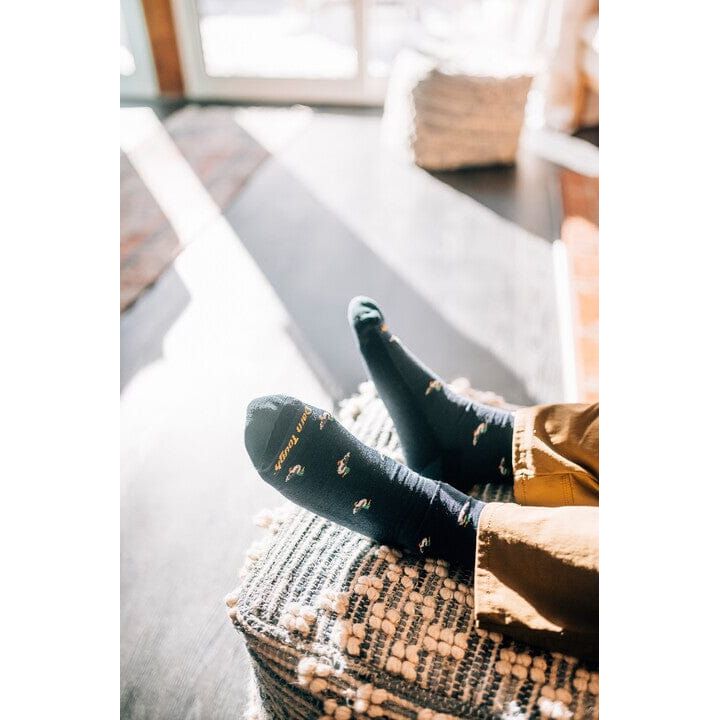 DARN TOUGH Duck Duck Moose Crew Lightweight Lifestyle Socks for Men - Comfortable Hiking, Walking & Everyday Wear Socks