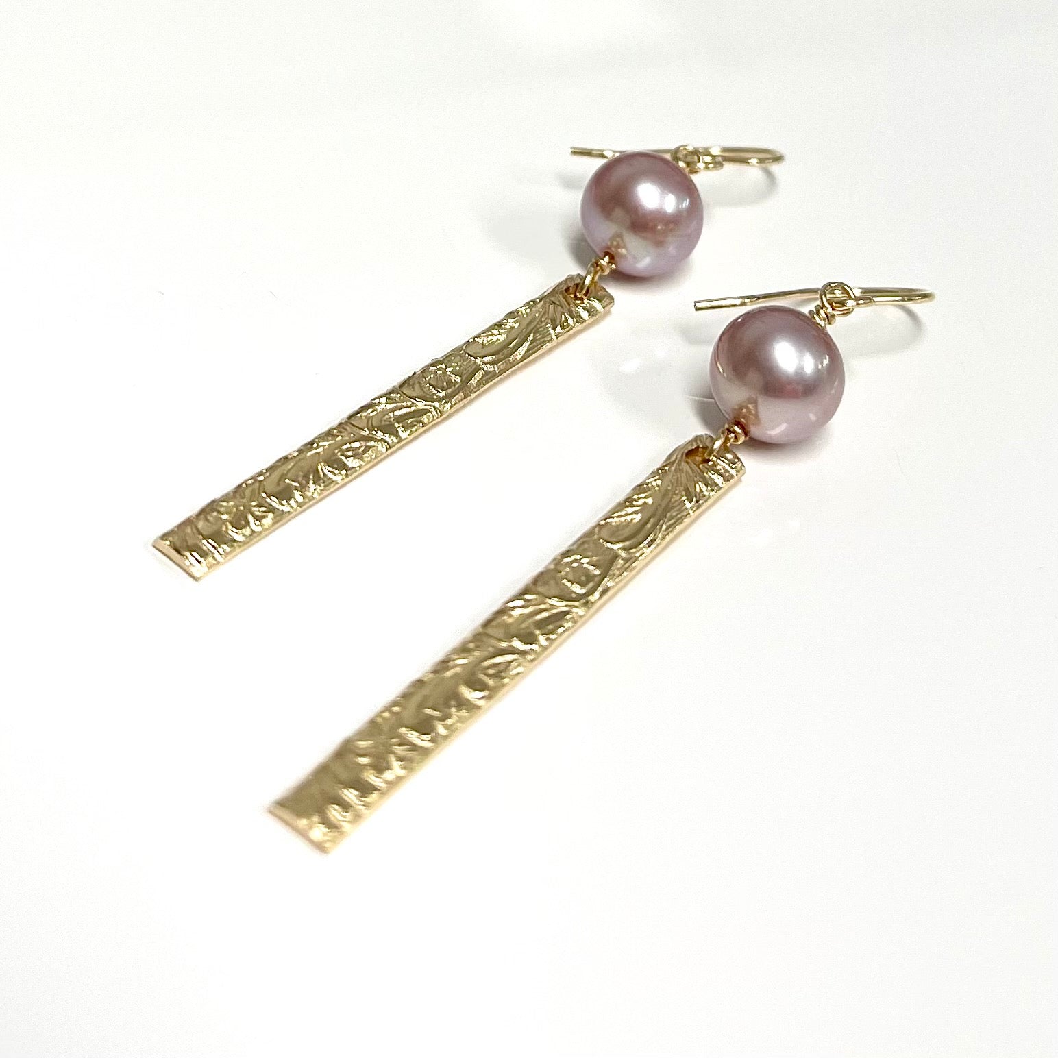 E610 Pink Pearl Earrings for Women - Elegant Melia Pearl Stud Earrings for Daily Wear, Parties & Gifts