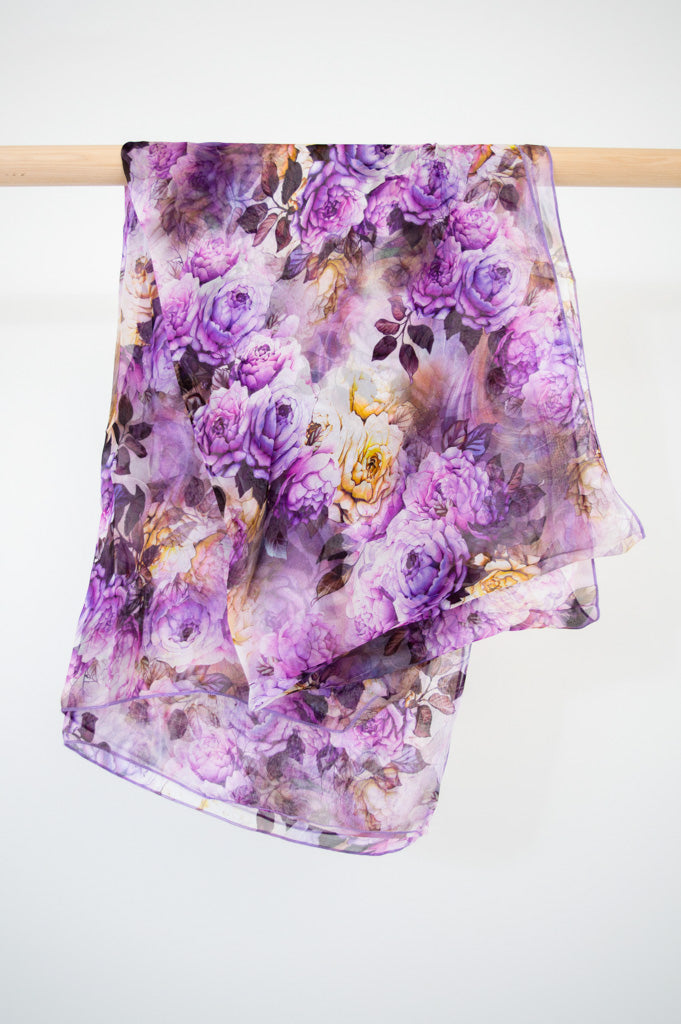 Luxury Silk Scarf with Rose Pattern - Elegant Women's Fashion Accessory for Office, Party & Special Occasions