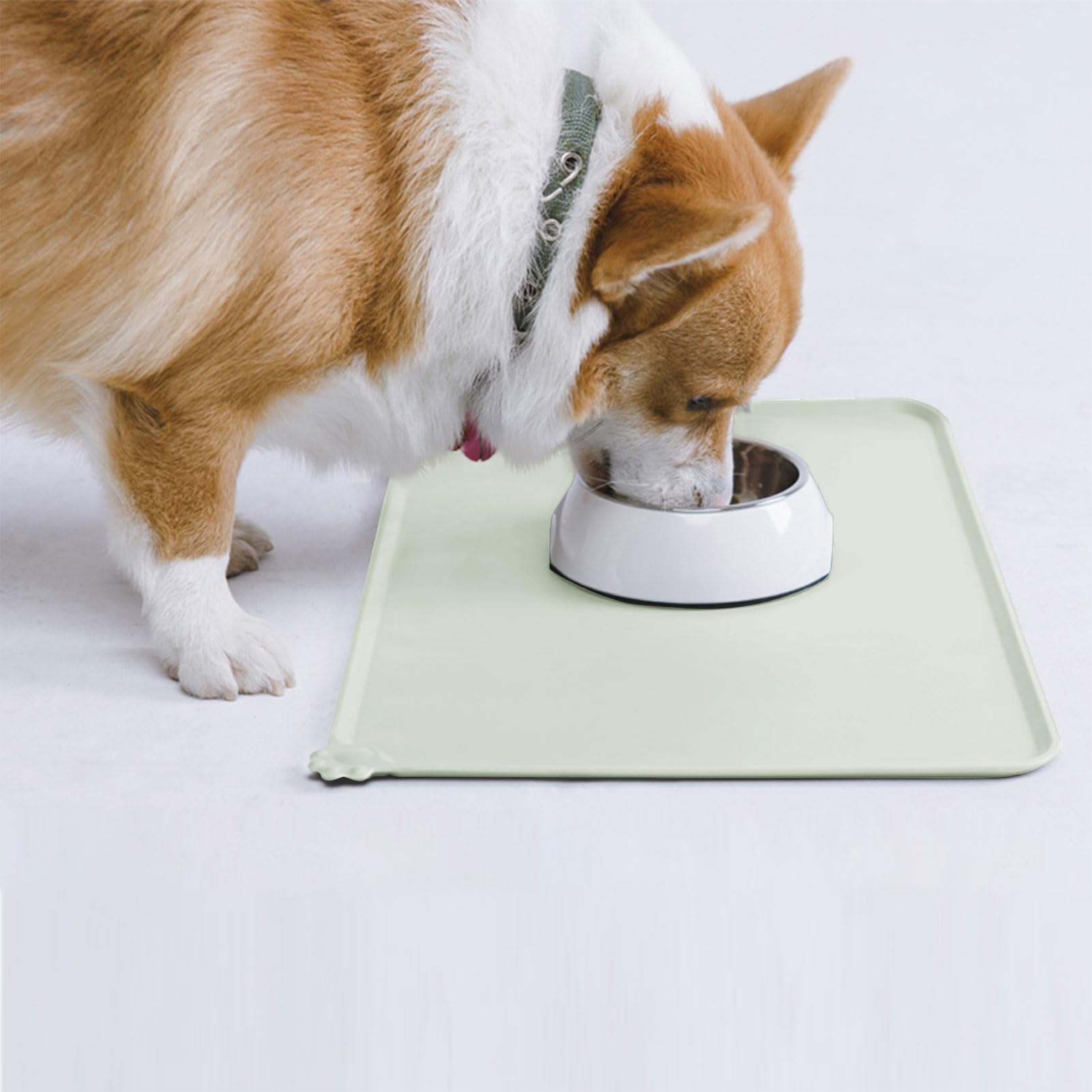 **AUDWUD Non-Slip Silicone Pet Feeding Mat - Waterproof Dog Bowl Pad for Food & Water - Perfect for Messy Eaters & Spill Prevention in Kitchen or Outdoor Use**