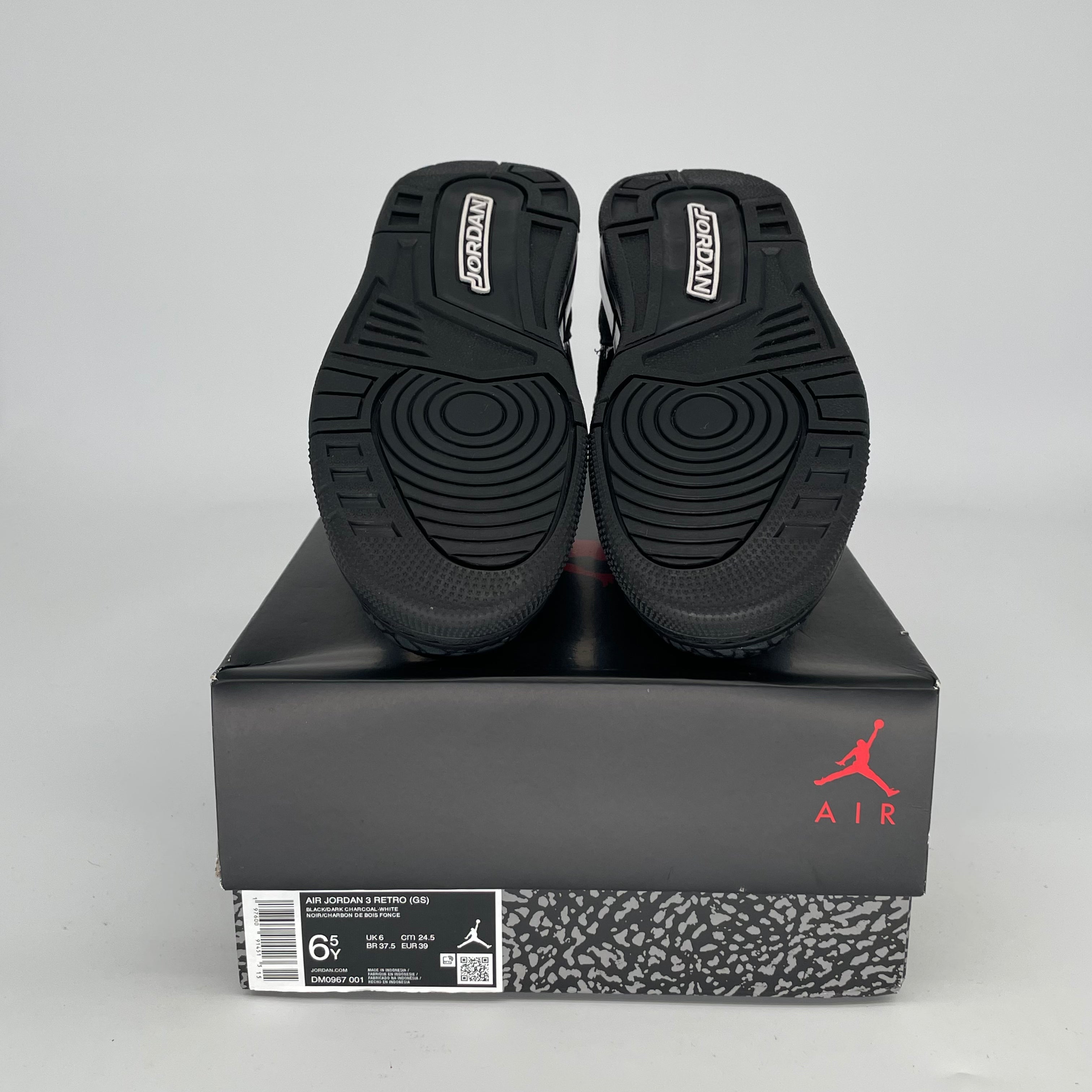 Original Air Jordan 3 Retro 'Black Cat' Men's Basketball Shoes Size 6.5/8W (DM0967-001) - Perfect for Streetwear & Sneaker Collectors