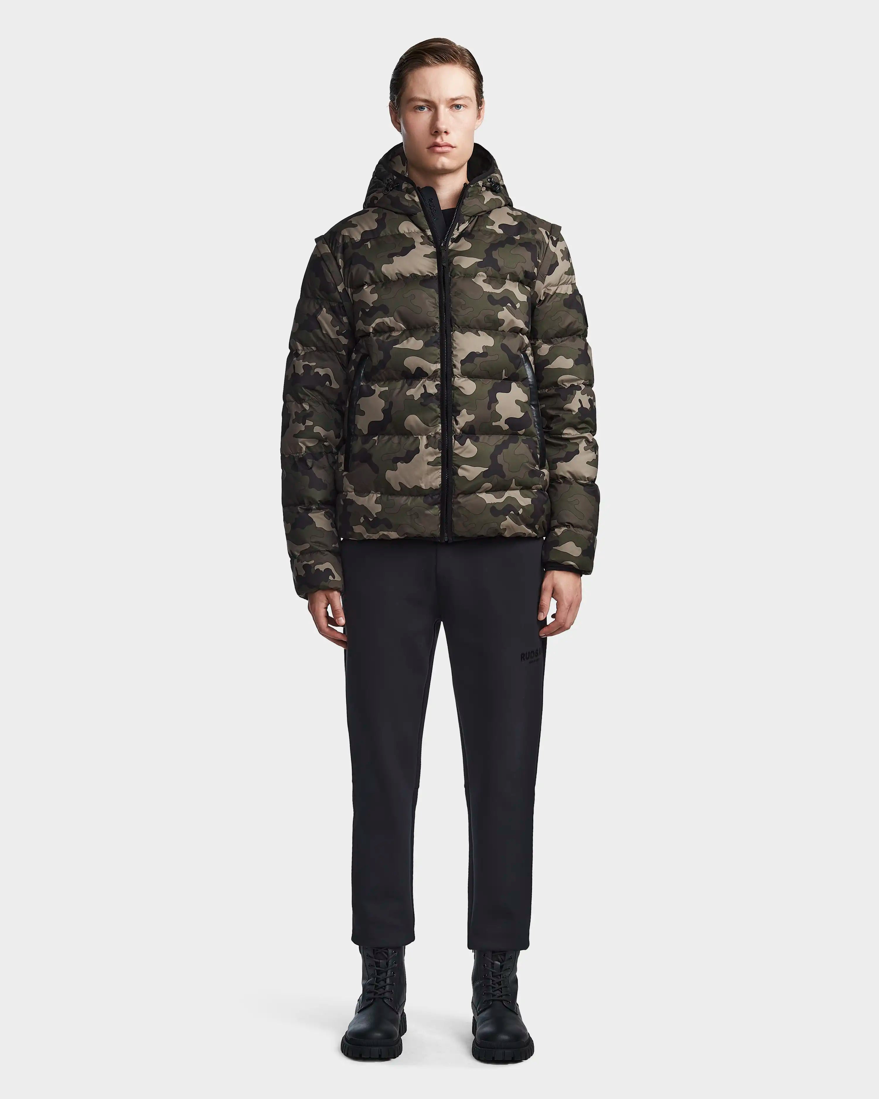 DEMIAN M R M123504 Camouflage Hunting Jacket - Waterproof & Windproof Outdoor Gear for Men - Perfect for Hunting, Hiking, and Camping Adventures