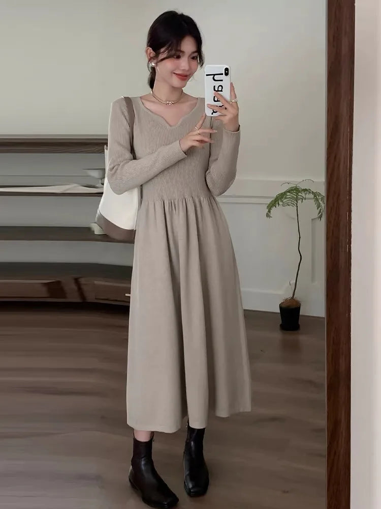 Elegant V-Neck Long Sleeve Slim Knit Pleated Dress for Women | Autumn Winter Solid Casual A-Line Sweater Dress 2023 | French Simple Style for Office, Party & Date Night