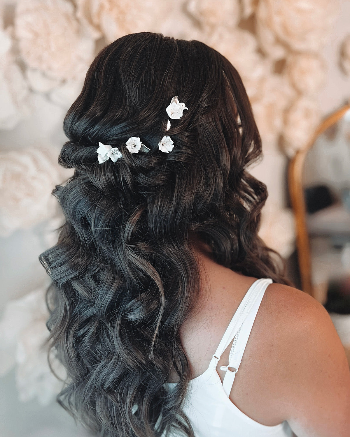 Floral Hair Pins for Women - Elegant Sara Hair Clips Set of 5 - Perfect for Weddings, Parties & Everyday Style