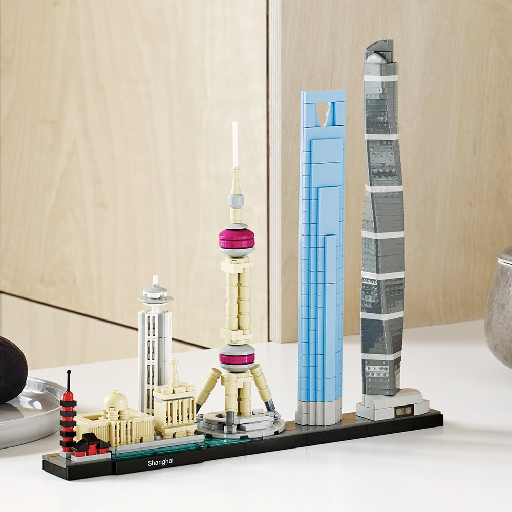 LEGO Architecture Shanghai Skyline Building Set - 21039 Model Kit with 597 Pieces for Adults & Collectors - Perfect for Home Decor, Office Display & Gift Giving