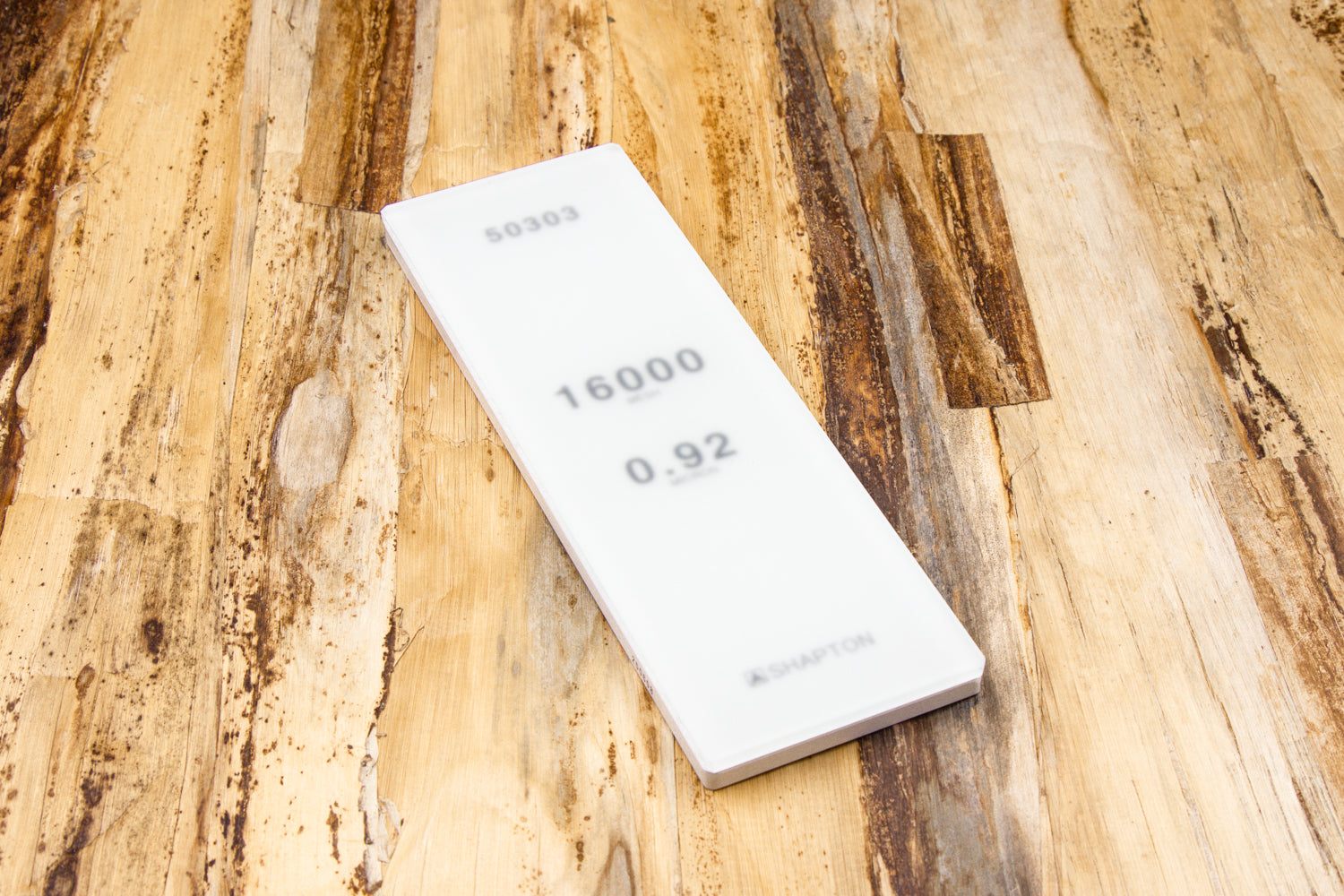 Shapton Glass Stone 16000 Grit - Ultra Fine Whetstone for Knives, Razors & Tools - Professional Sharpening Stone for Kitchen, Barber & Woodworking - Perfect for Honing & Polishing Edges