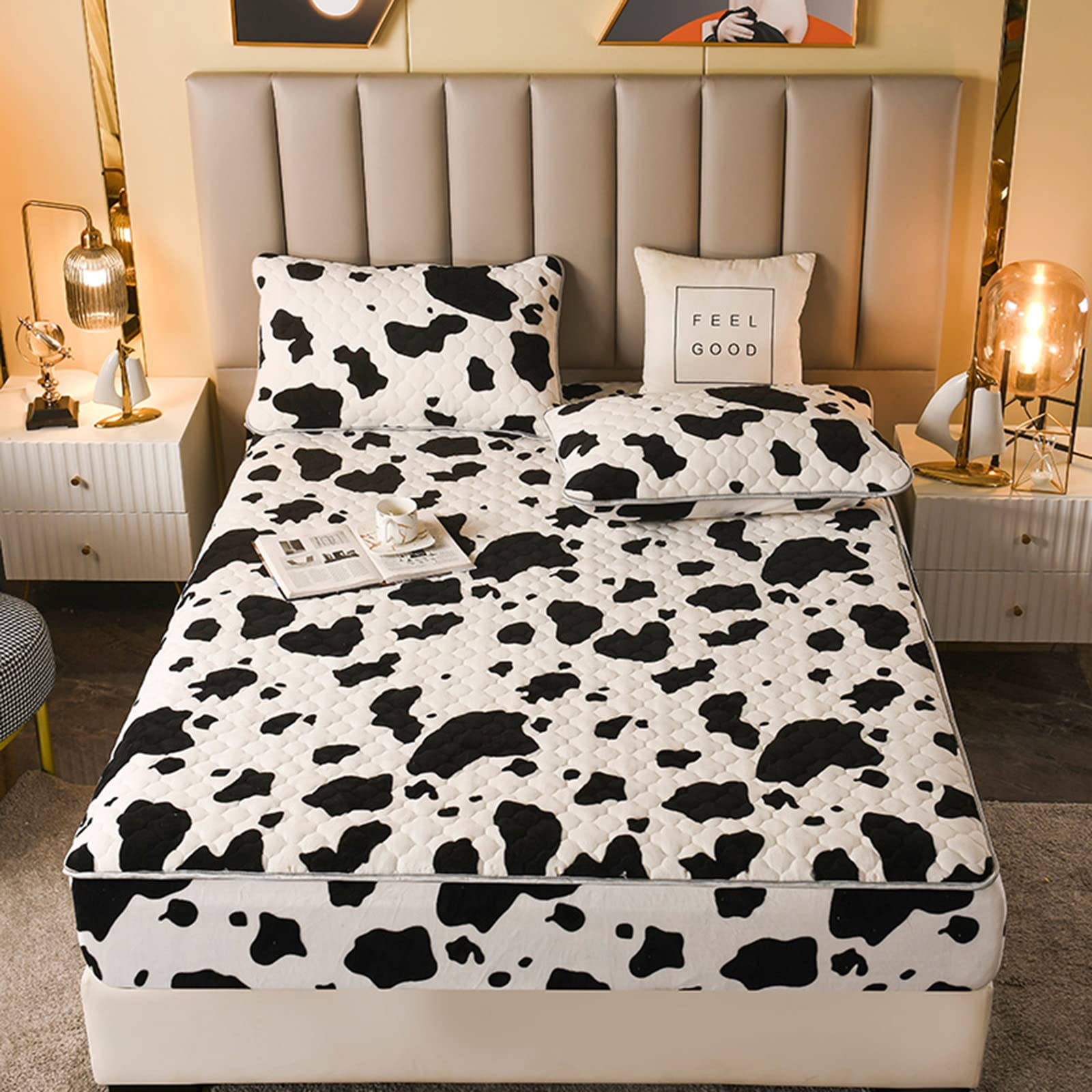 Pangzi Cow Print Flannel Fitted Sheet - Velvet Plush Soft Heavyweight Non-Slip Mattress Protector Cover for Queen Size Bed - Perfect for Winter Warmth and Farmhouse Style Bedroom Decor