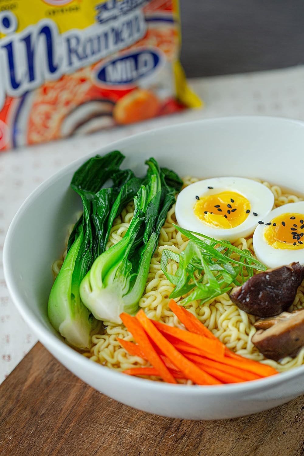 OTTOGI Jin Ramen Mild Flavor - Authentic Korean Instant Noodles (4.23oz x 4 Pack) | Quick & Easy Meal for Busy Weeknights, College Dorm Snacks & Asian Food Lovers