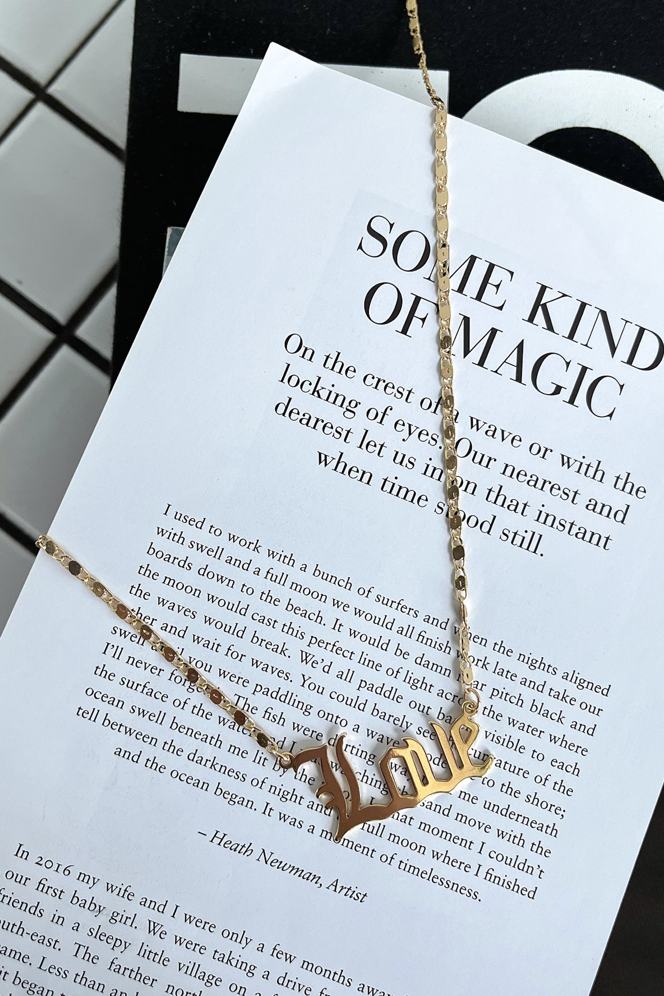 Love Necklace Gold - Elegant 14K Gold Pendant for Women, Romantic Gift for Anniversary, Valentine's Day & Special Occasions