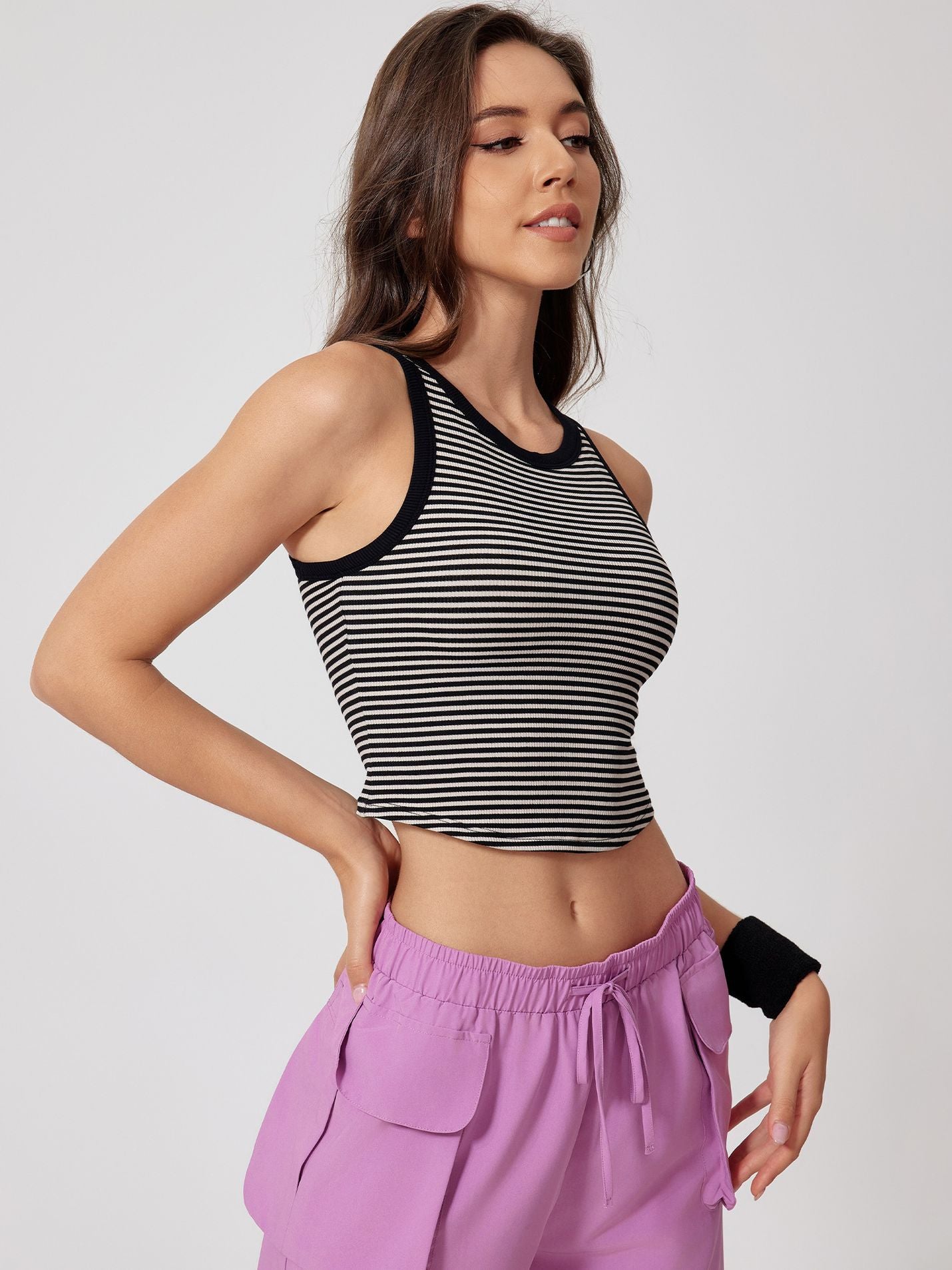 ZASUWA Women's U Neck Contrast Stripe Quick Dry Tank Top - Perfect for Workouts, Yoga, and Summer Casual Wear
