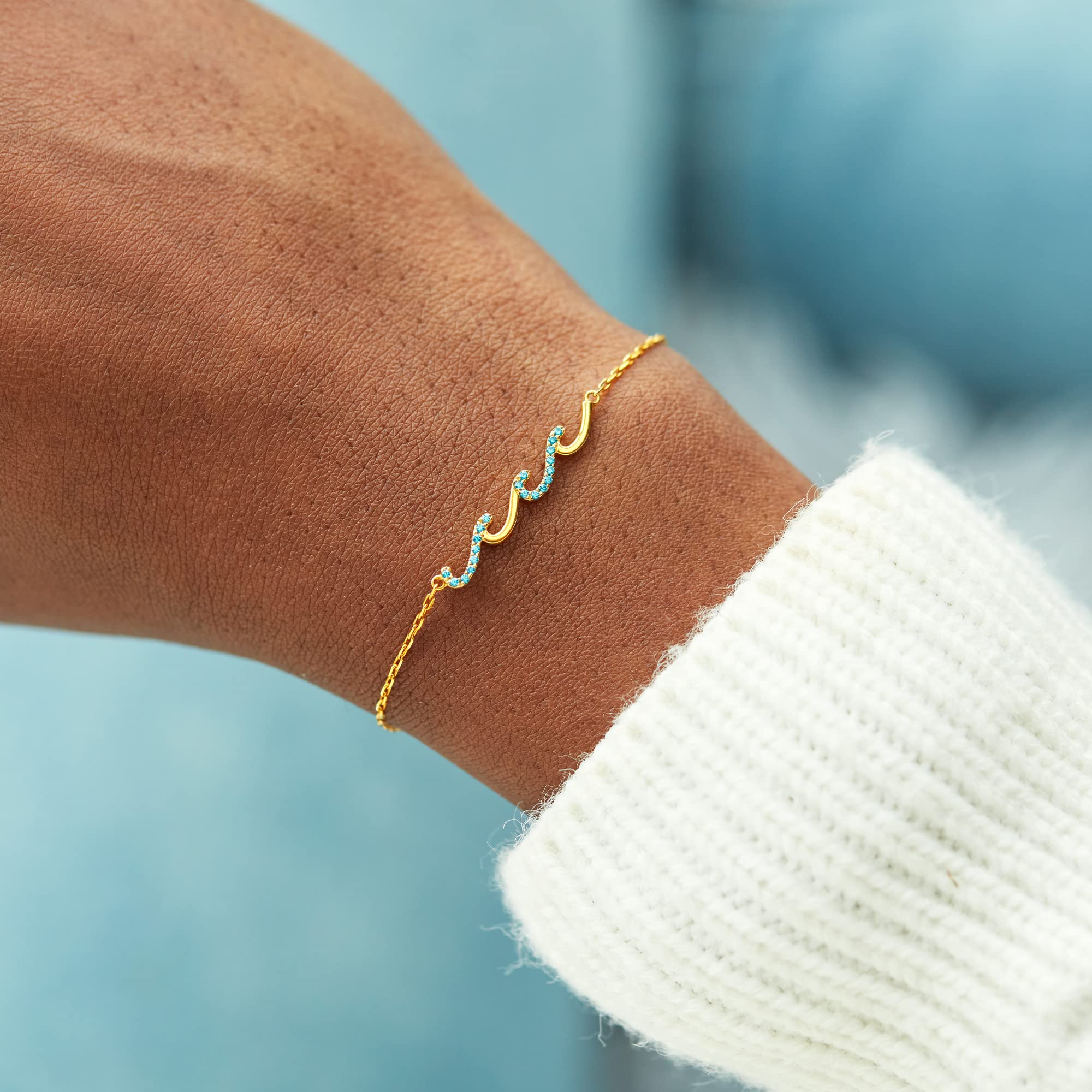 STORYJEWELLERY Wave Friendship Bracelet for Women - Best Friend Gift, Birthday Present, Christmas Jewelry for Her - Perfect for Bestie, Sister & Female Friends | Wear Daily, Gift for Special Occasions