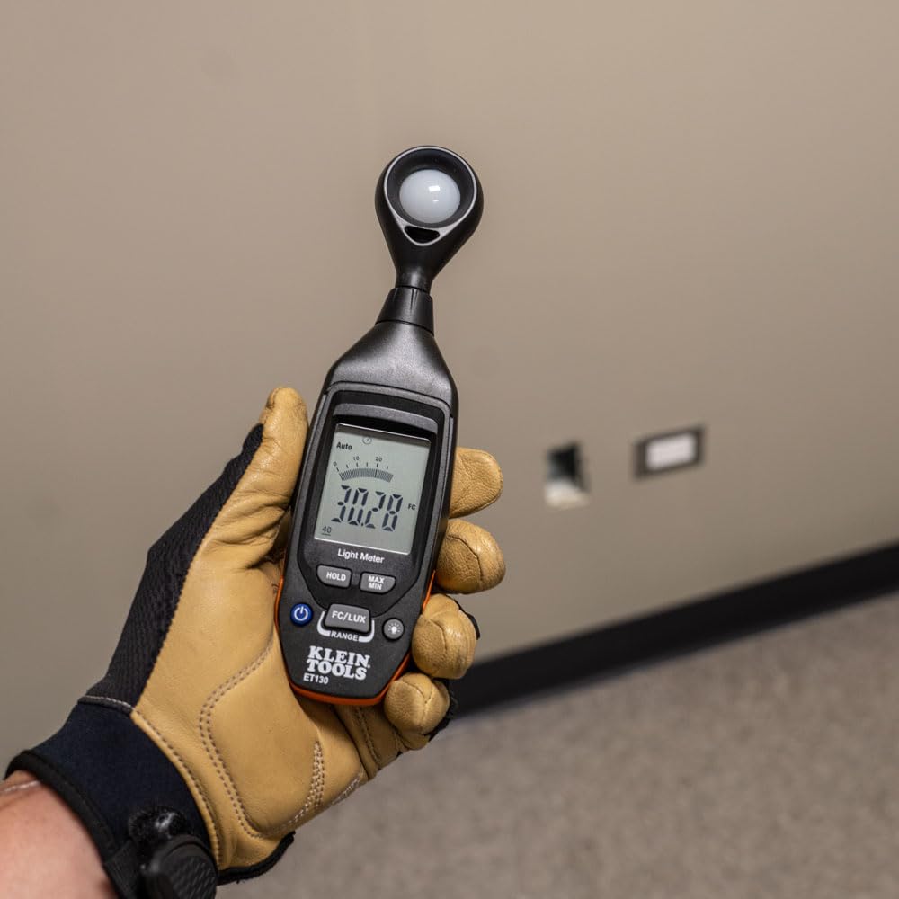 Klein Tools ET130 Digital Light Meter - Accurate Lux Measurement for Indoor/Outdoor Lighting, Photography & Film Production