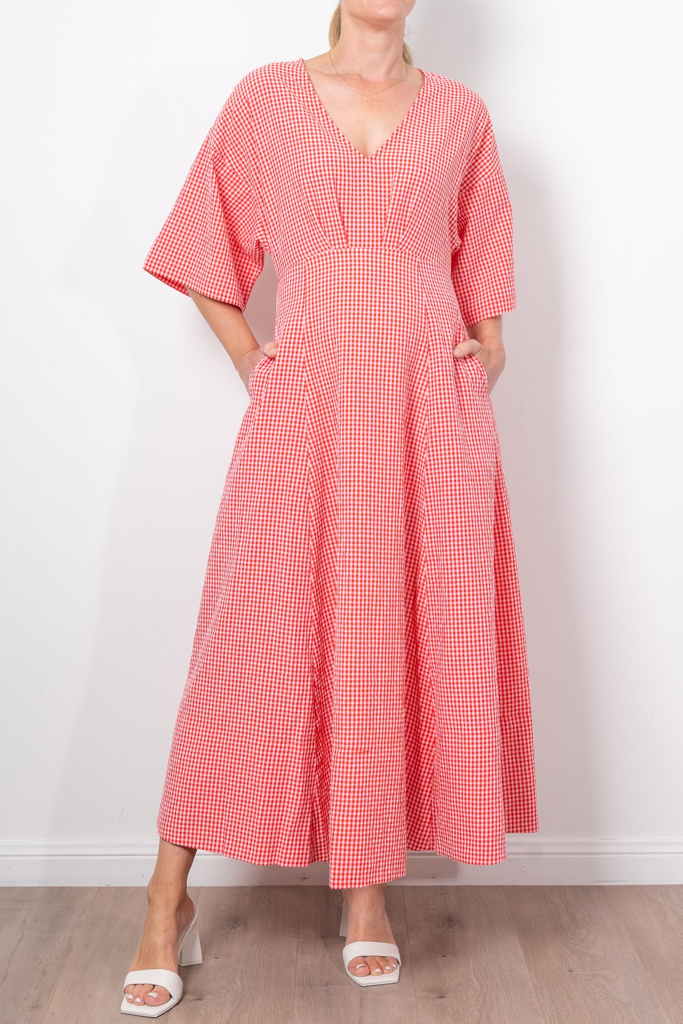 Kinney Ellis Women's Dress - Elegant & Comfortable for Casual Outings, Office Wear & Special Occasions