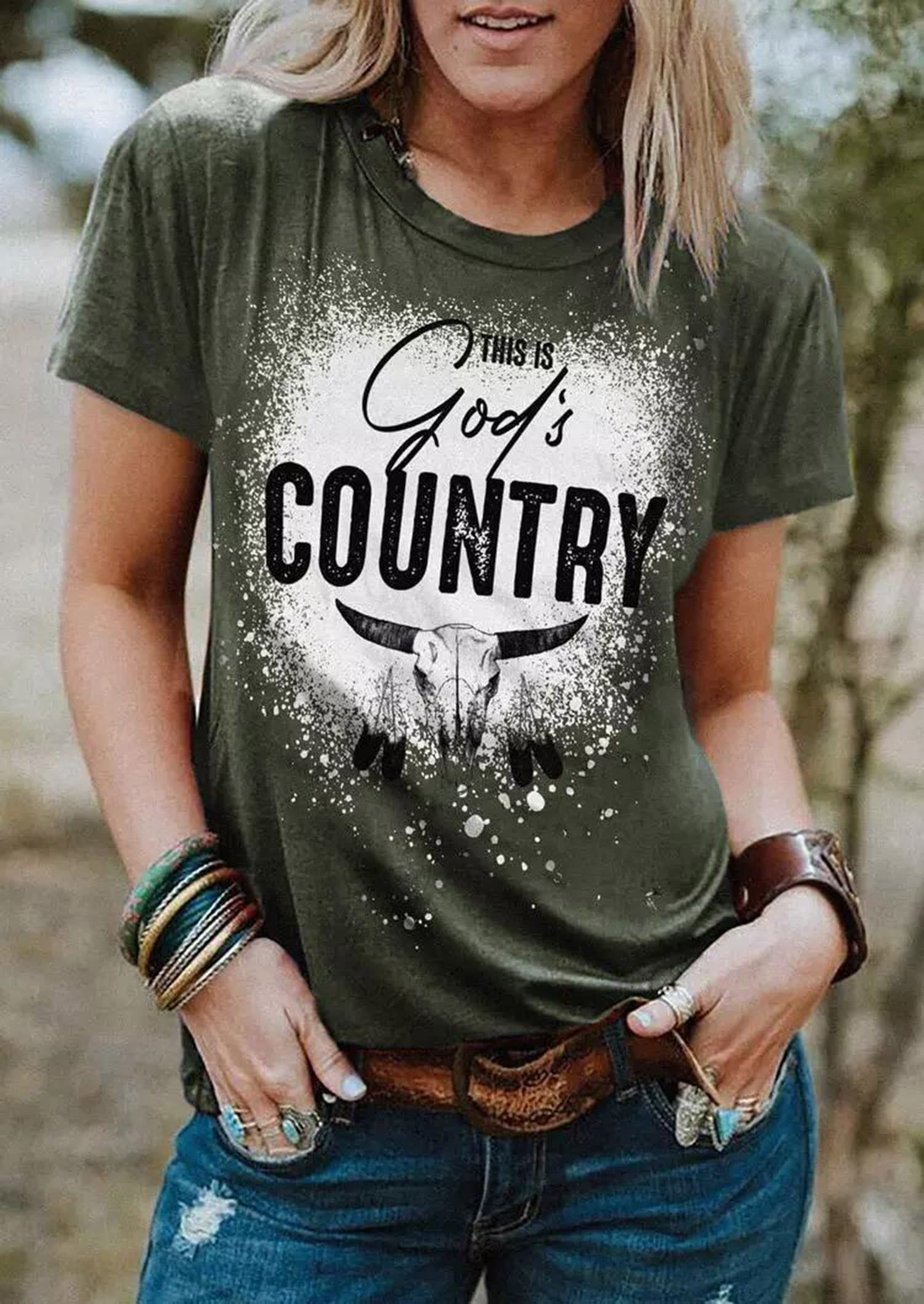 Vintage Western Cowboy Shirt for Women - Funny Rodeo & Steer Skull Graphic T-Shirt | Country Music Lover's Casual Cowgirl Tee | Perfect for Concerts, Rodeos & Western Theme Parties