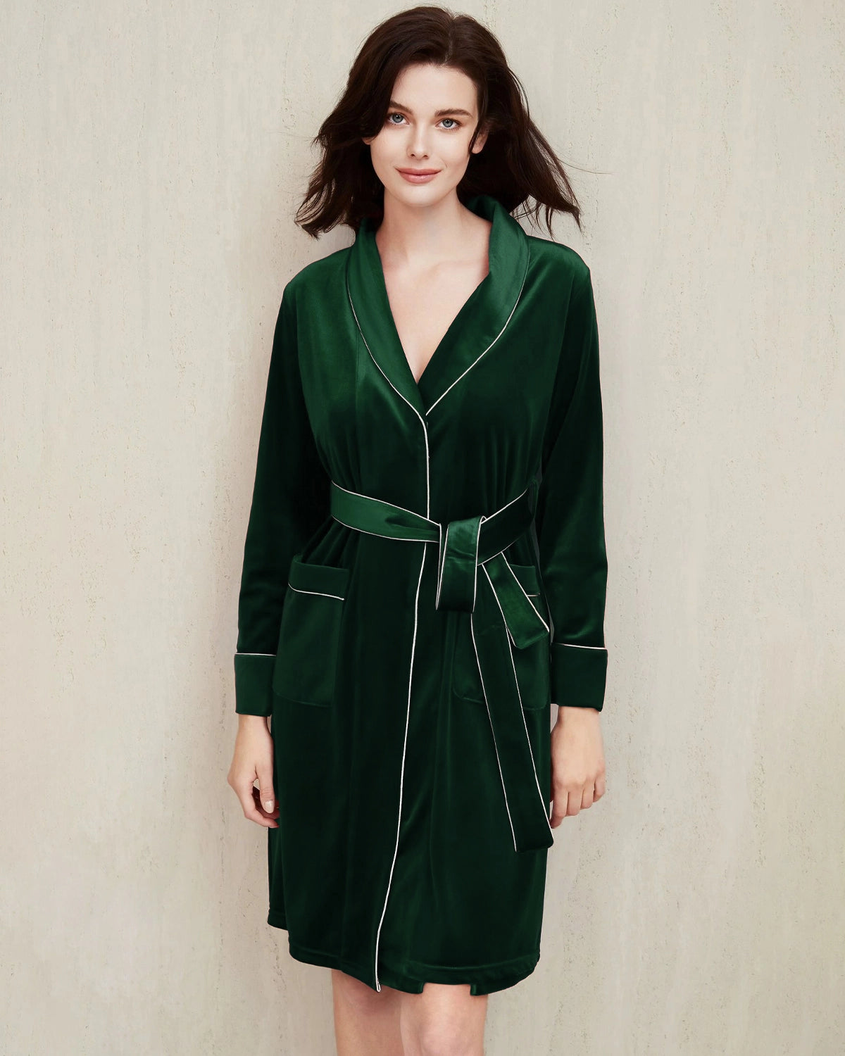 Luxury Women's Velvet Robe Silk Nightgown - Soft Plush Bathrobe for Spa, Bridal & Loungewear - Elegant Sleepwear for Relaxation at Home