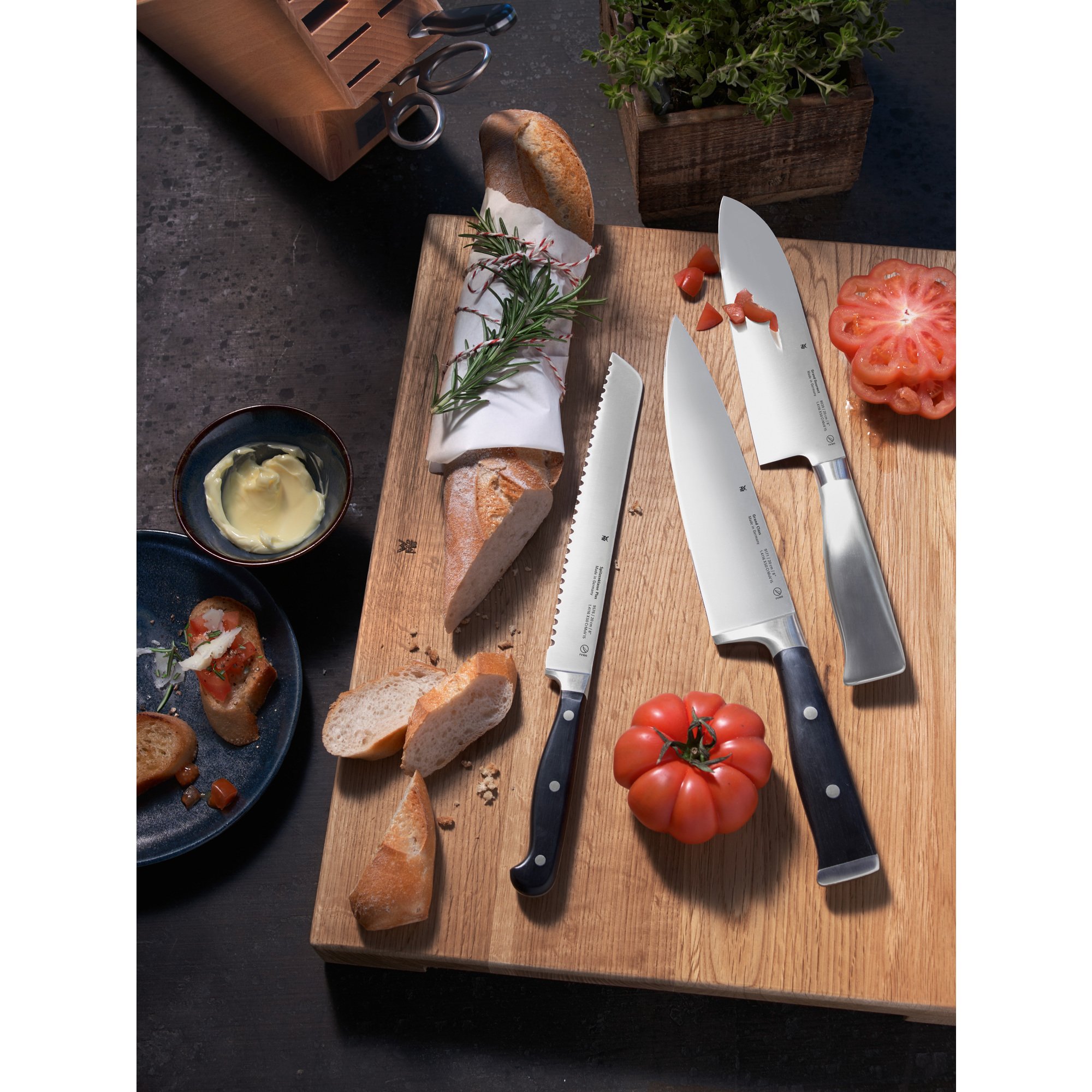 Premium WMF Knife Sets - Spitzenklasse Plus Performance Cutlery for Professional Chefs & Home Cooking | Sharp German Stainless Steel Knives for Slicing, Dicing & Food Prep