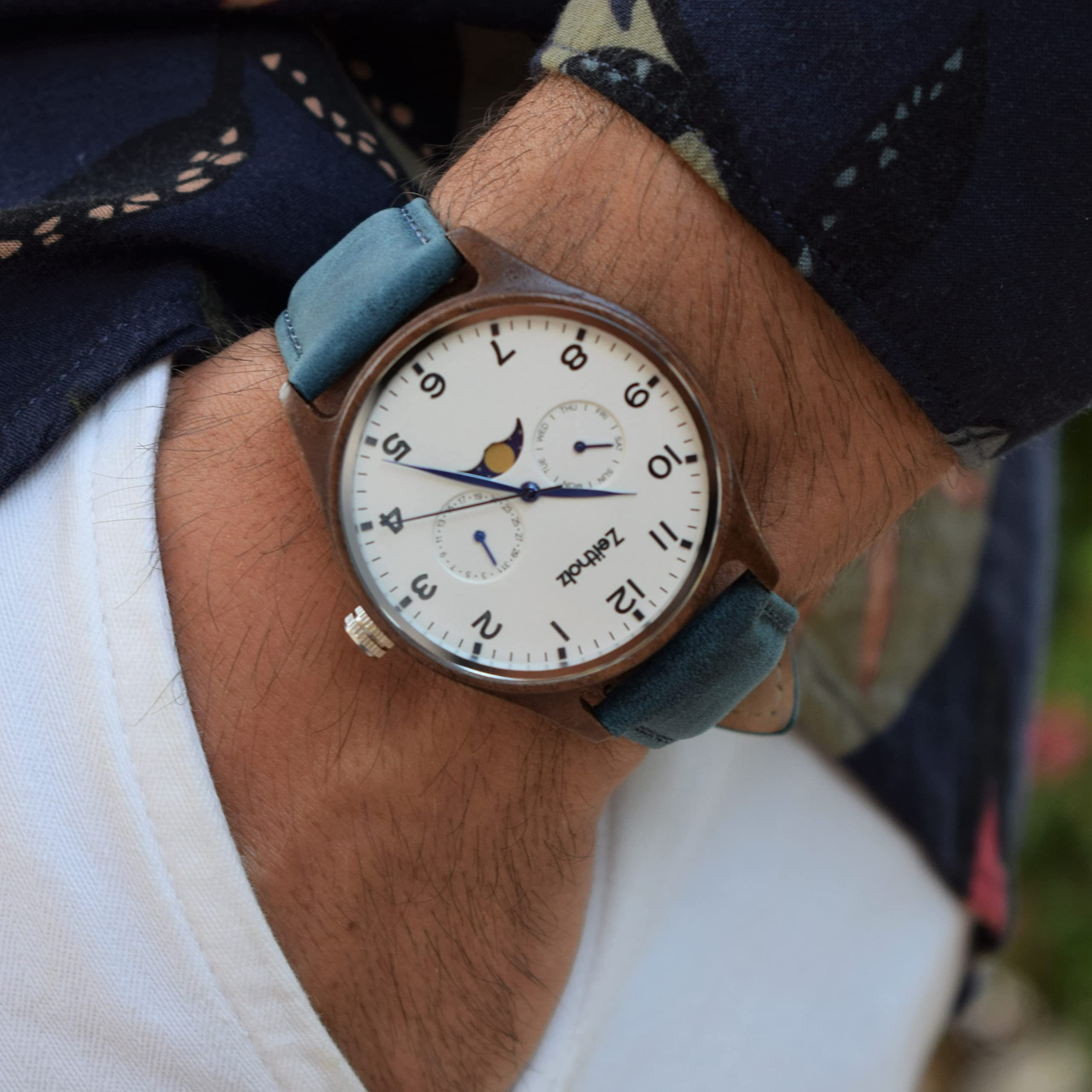 Zeitholz Men's Wooden Watches - 42mm Analog Wood Watch with Japanese Quartz Movement - Stylish & Eco-Friendly Gifts for Men - Perfect for Casual Wear, Outdoor Adventures & Special Occasions