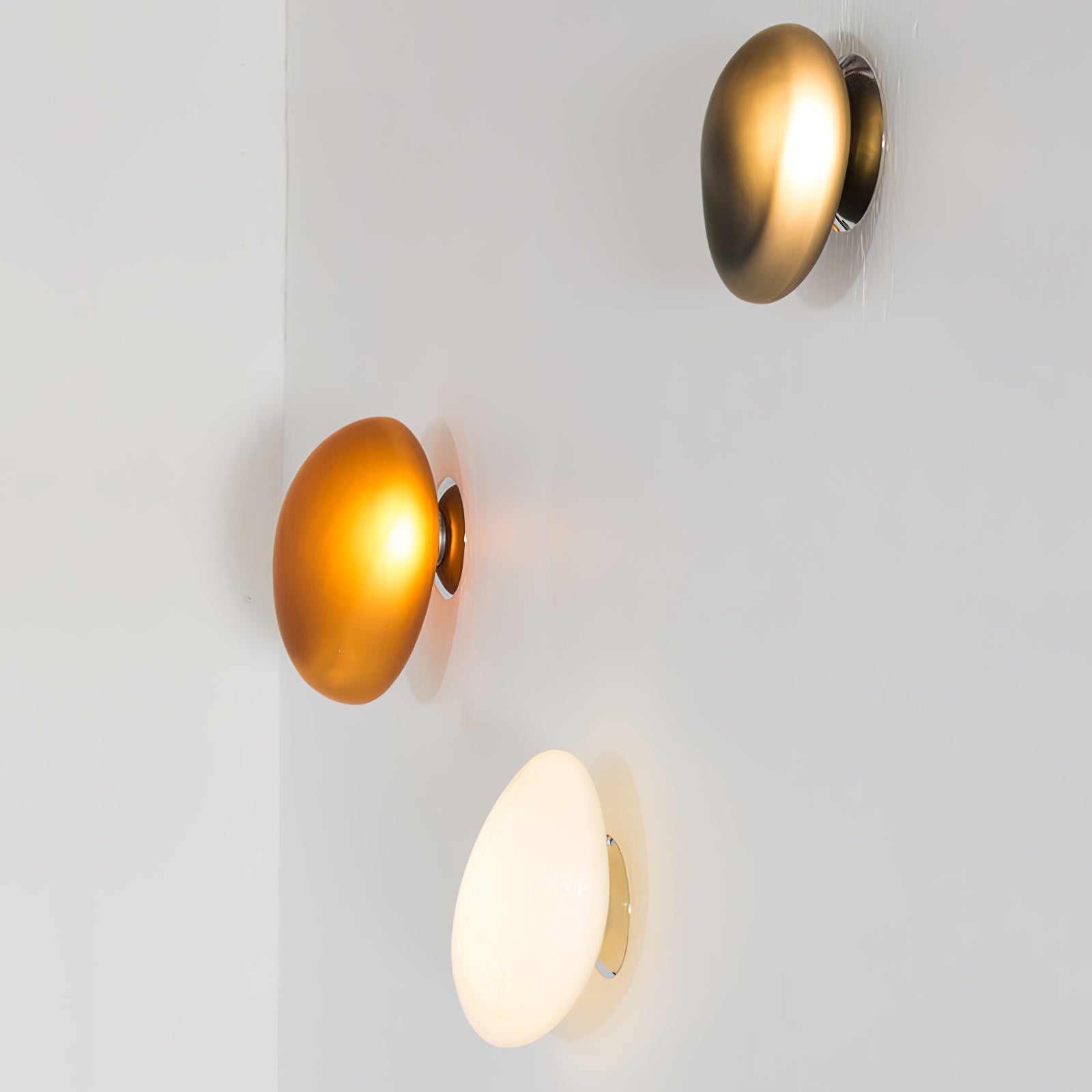 Modern Bubble Glass Wall Lamp - Sleek LED Sconce Lighting for Bedroom, Living Room & Hallway - Energy Efficient Decorative Wall Light for Home & Office