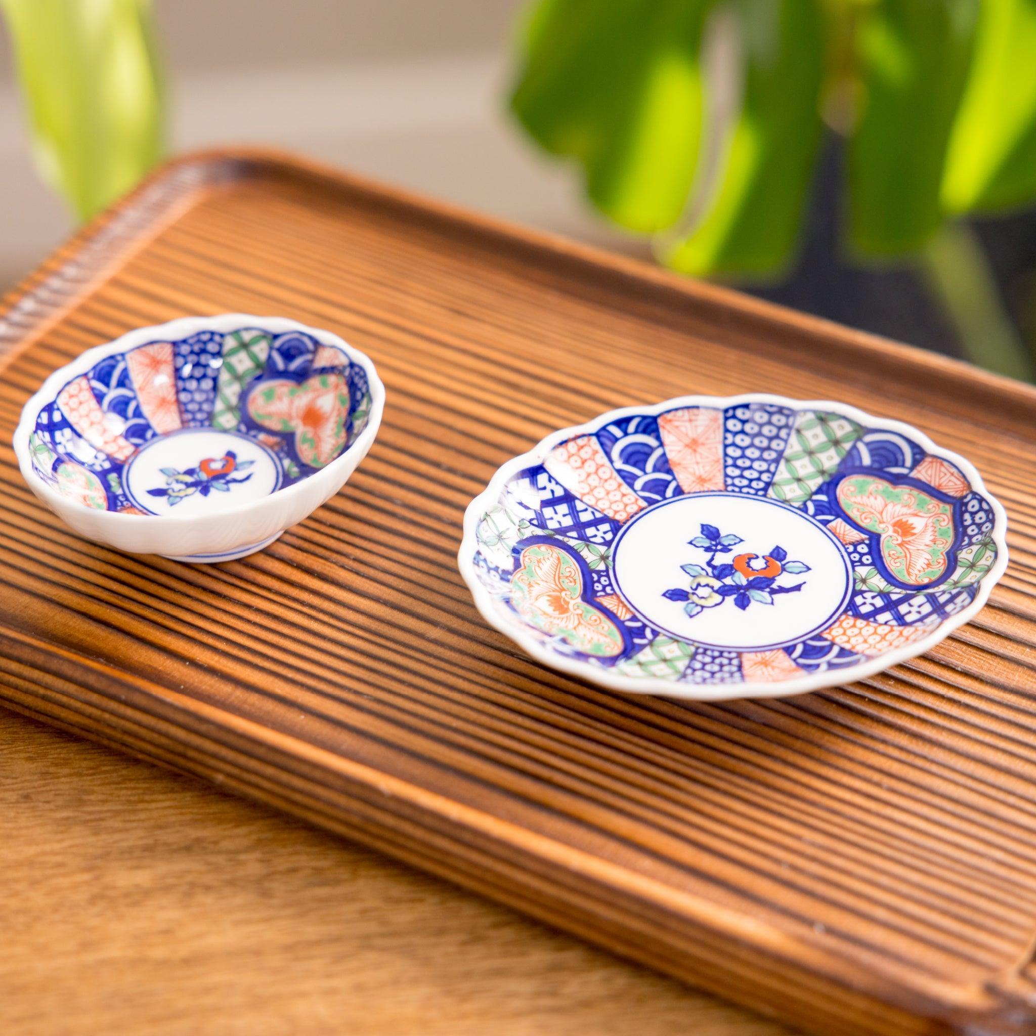 Premium Bellflower Radiant Sauce Dish - Elegant Ceramic Condiment Bowl for Dips, Soy Sauce & Salad Dressing - Perfect for Dining Table, Kitchen & Party Serving