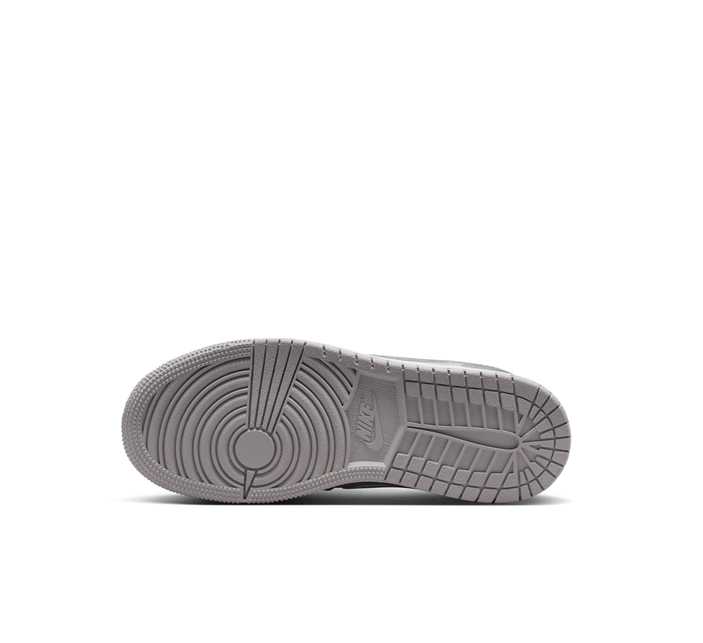 Air Jordan 1 Low OG (GS) - Retro Basketball Shoes for Women & Kids - Perfect for Casual Wear, Street Style & Sneaker Collection
