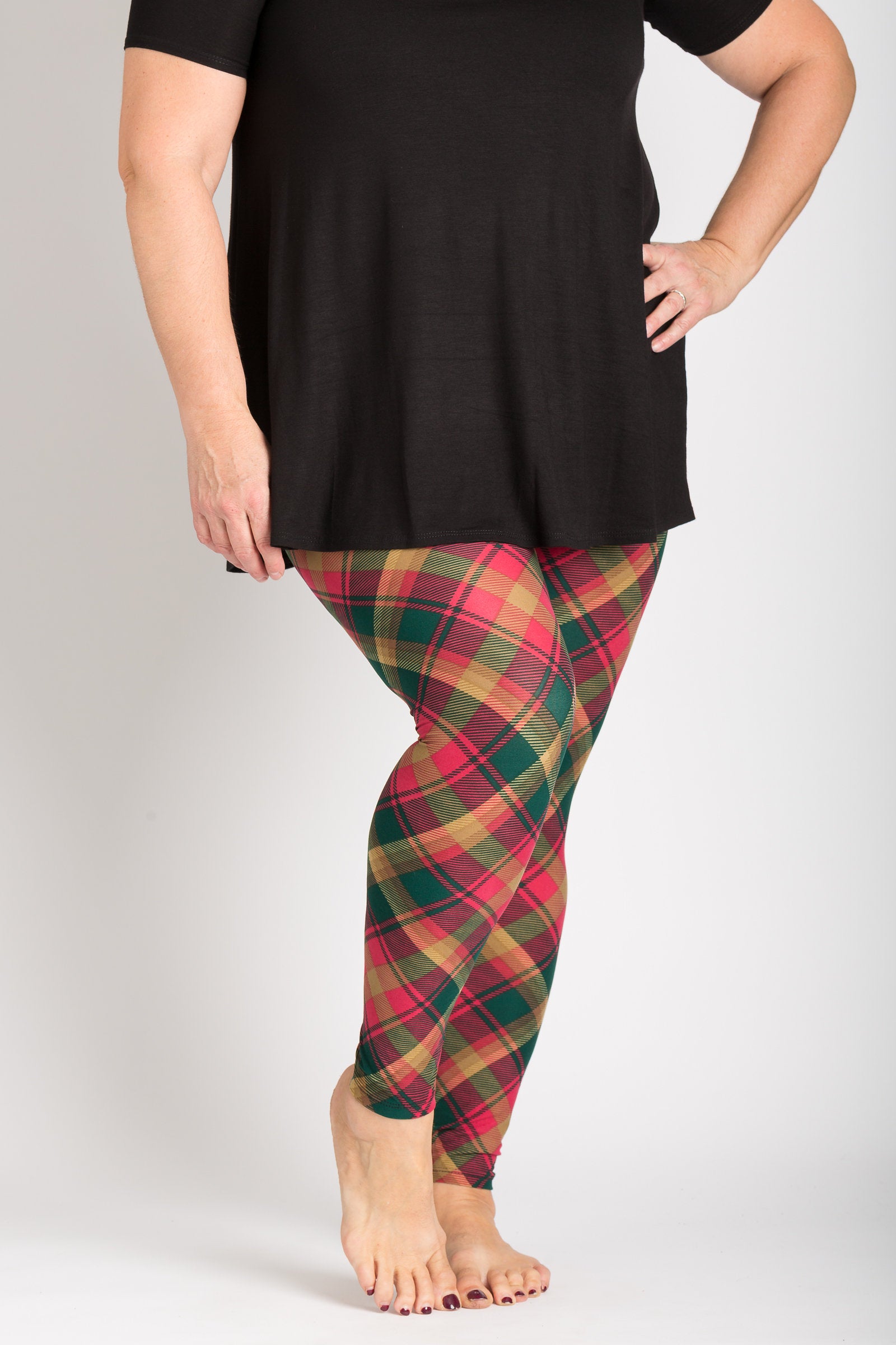 Maple Leaf Tartan Large Plaid Blanket - Soft & Cozy Throw for Fall, Winter, and Outdoor Adventures - Perfect for Camping, Picnics, and Home Decor