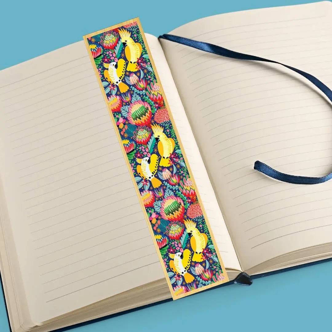 Handmade Australian Wooden Bookmark for Cockatoo Lovers - Perfect Gift for Bird Enthusiasts & Bookworms - Ideal for Reading, Collecting & Gifting