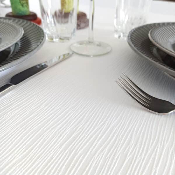 Castellana Premium White Tablecloth 70x118 Inches - Elegant Dining Table Cover for Weddings, Parties & Home Decor