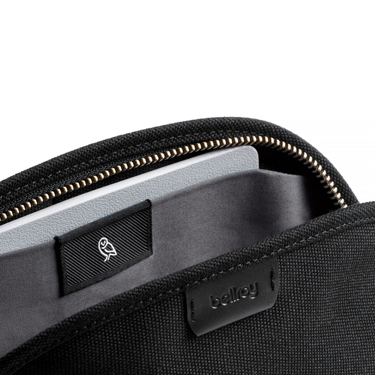 Bellroy Classic Pouch - Premium Leather Zip Pouch for Wallet, Keys & Essentials | Perfect for Travel, Work & Everyday Carry