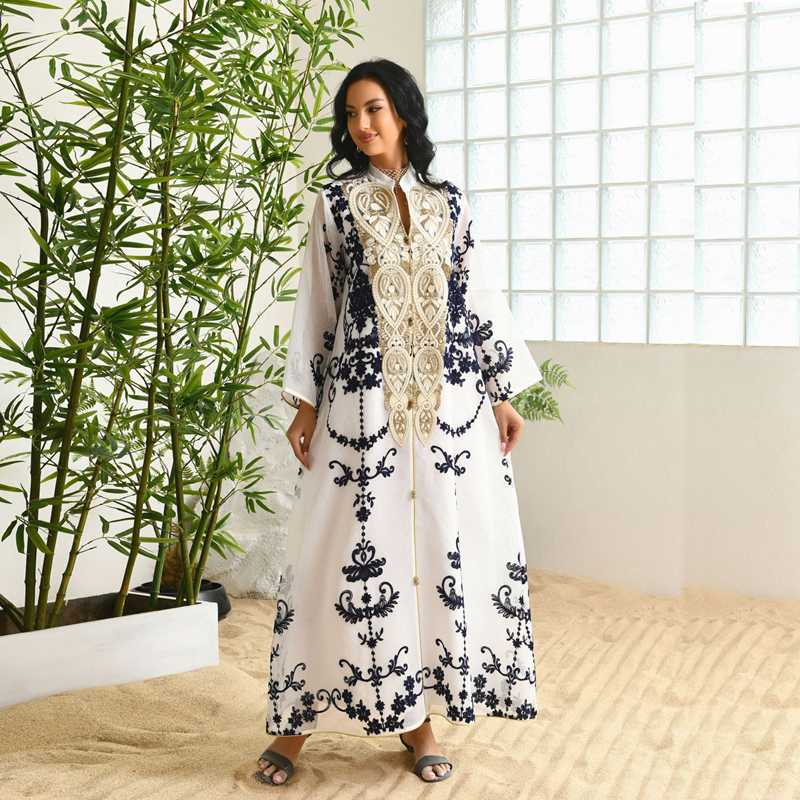 Elegant Dubai Arab Eid Embroidered Evening Kaftan Dress for Women - Perfect for Special Occasions, Weddings & Festive Celebrations