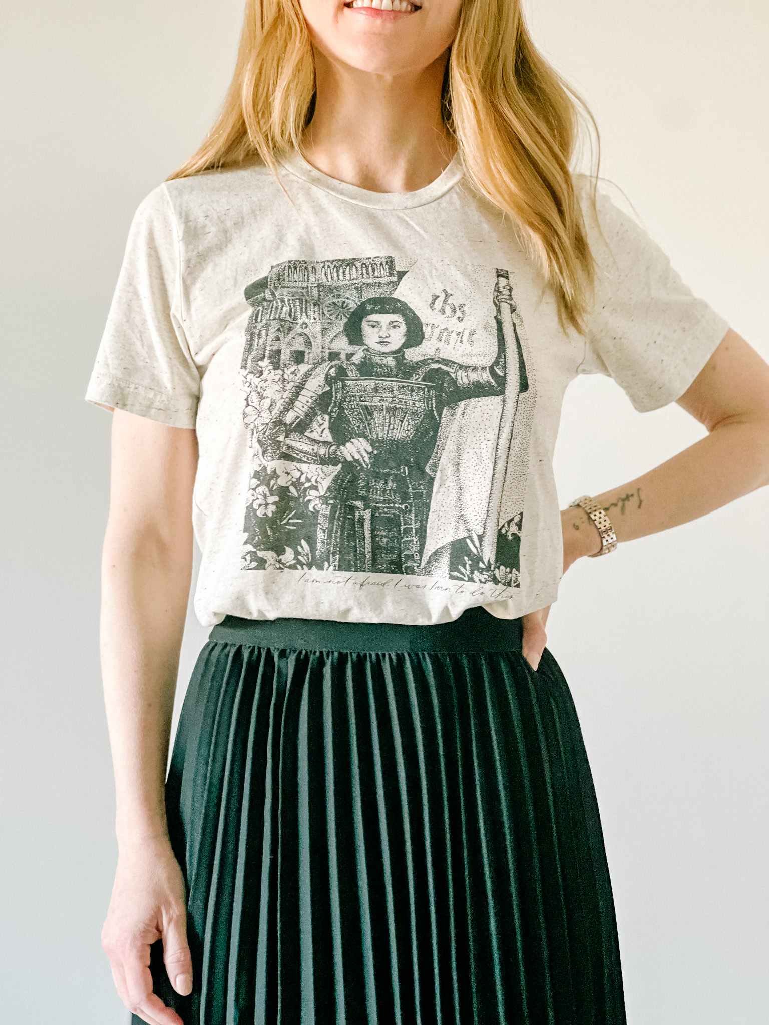 Saint Joan of Arc T-Shirt - Vintage French Heroine Graphic Tee - Casual Wear & Historical Costume Inspiration
