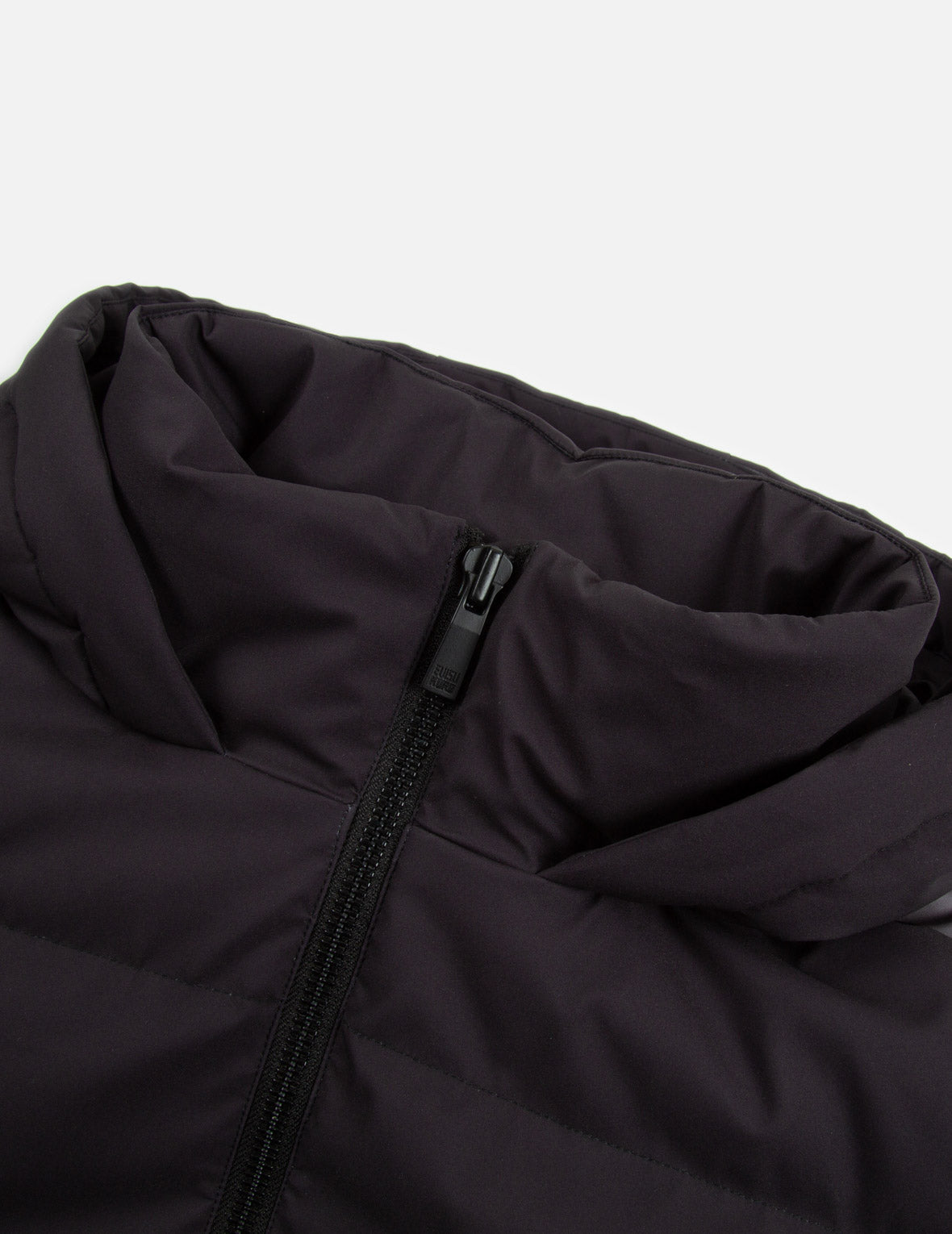 Kamon & Logo Embroidered Gradient Down Jacket - Lightweight Warm Winter Coat for Men & Women - Perfect for Outdoor Activities, Skiing, and Cold Weather Fashion