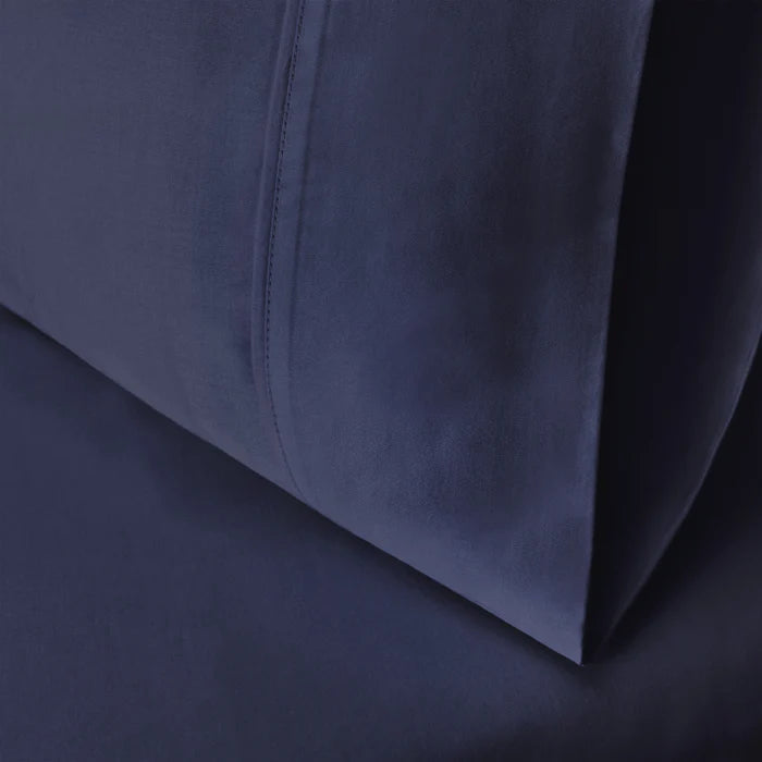 Luxury 700 Thread Count Egyptian Cotton Pillowcase Set - Ultra Soft & Breathable Bedding for Side Sleepers & Hot Sleepers - Perfect for Master Bedroom, Guest Room & Hotel Use