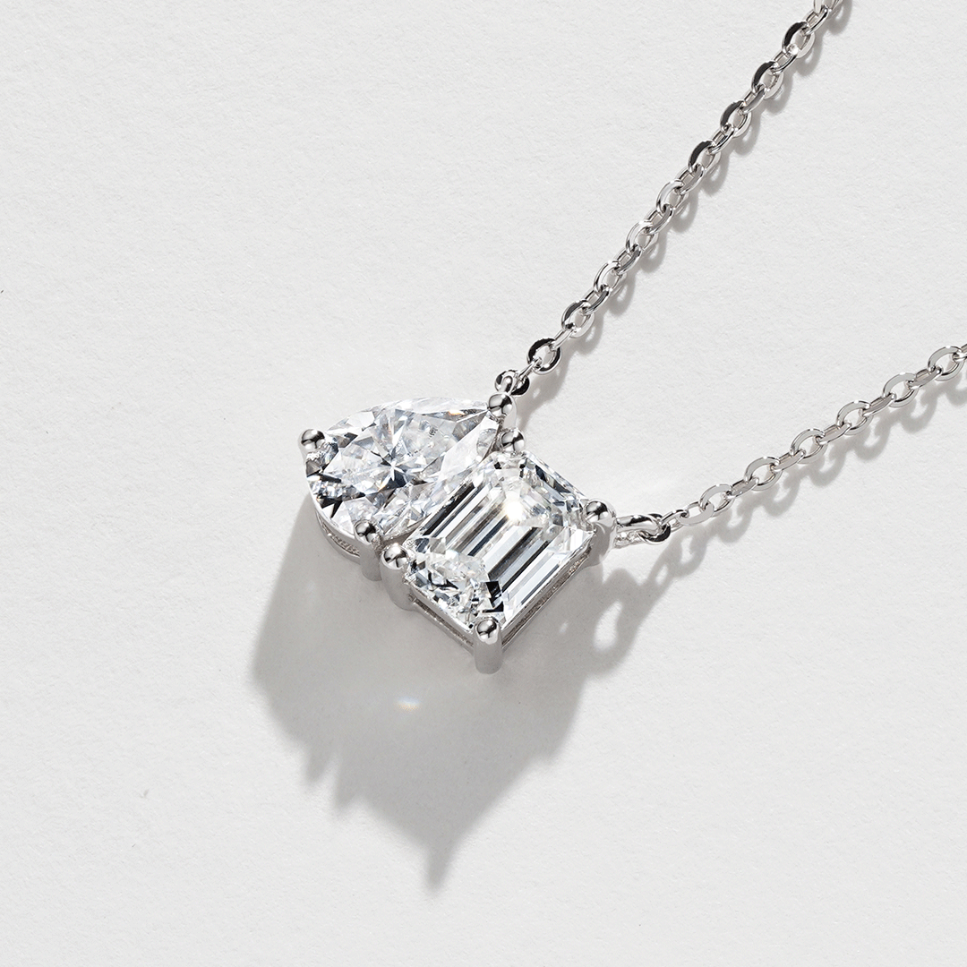 Emerald Cut & Pear Cut Toi Et Moi Pendant Necklace - Elegant Couple's Jewelry for Anniversaries, Weddings & Romantic Gifts