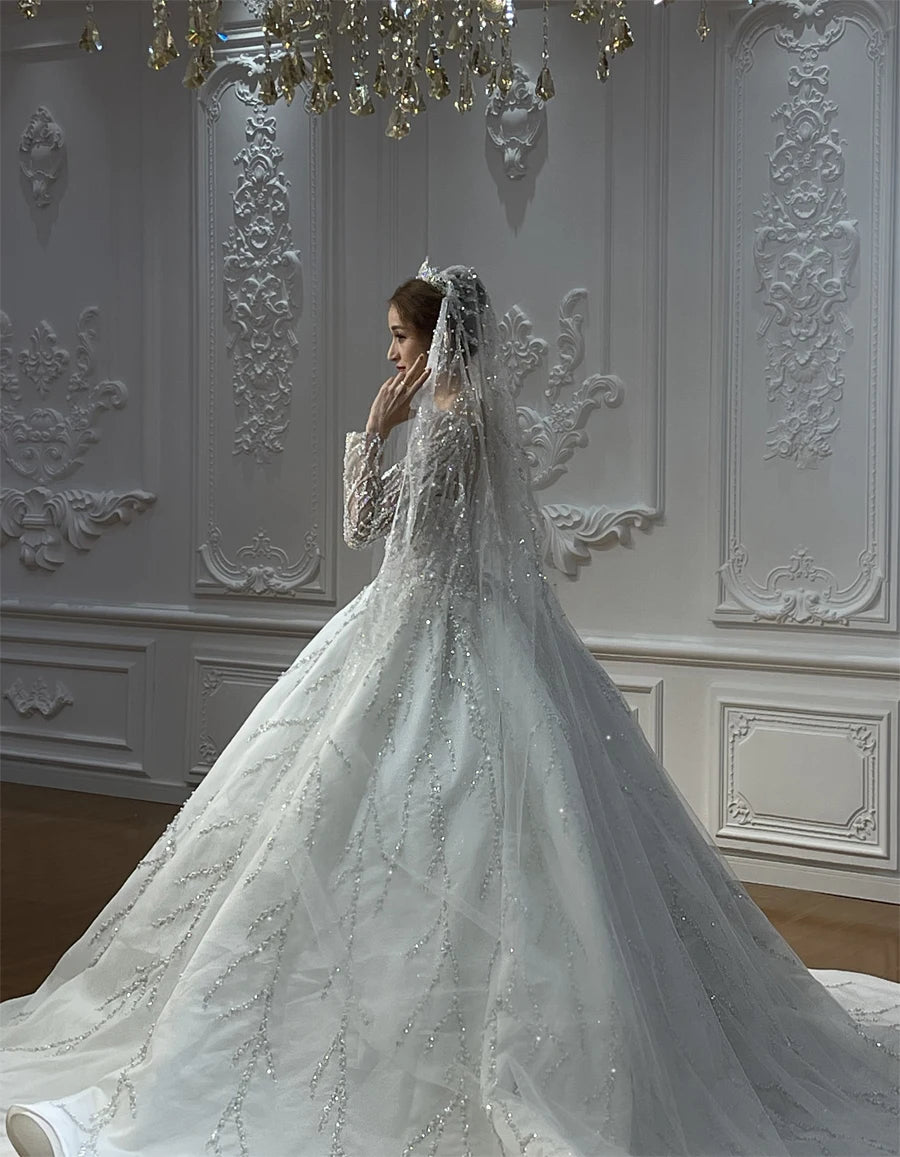 Off White Luxury Ball Gown Wedding Dress with Long Sleeves - Elegant Bridal Gown for Formal Weddings, Prom & Special Occasions