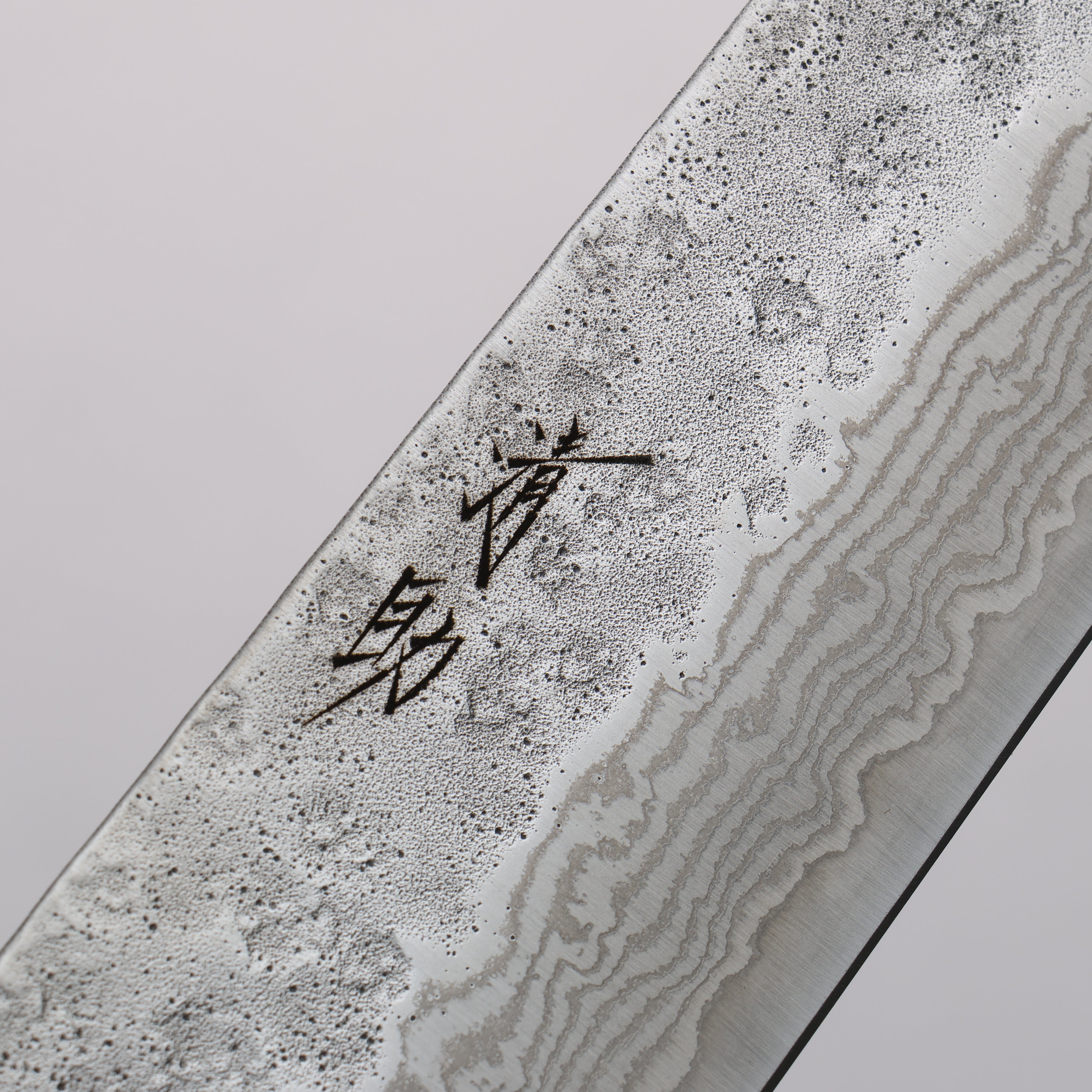 Premium Seisuke 440C Stainless Steel Hammered Damascus Kiritsuke Gyuto Knife 210mm with Oak Handle - Japanese Chef Knife for Sushi, Meat Cutting & Precision Kitchen Tasks