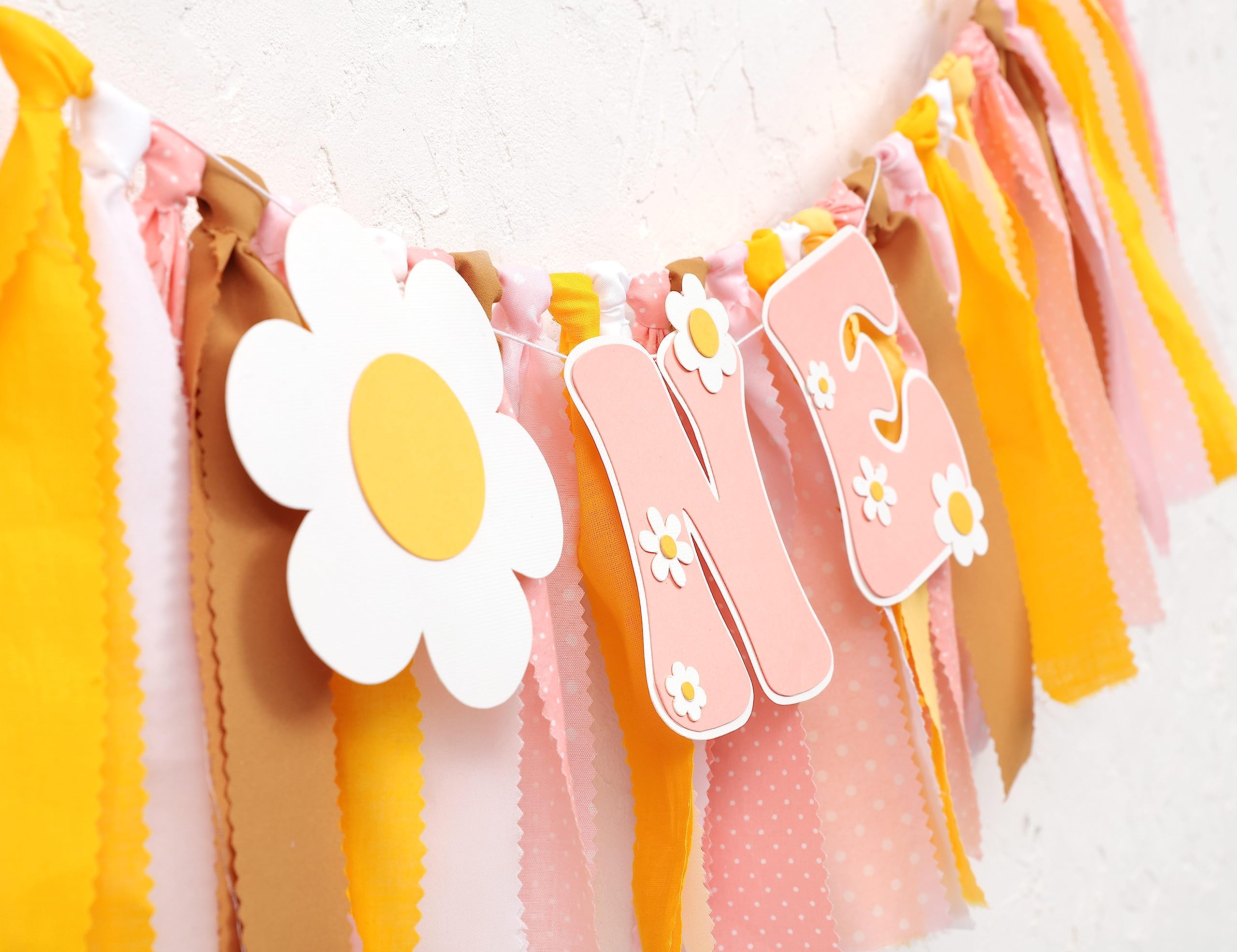Groovy One First Birthday High Chair Banner - Hippie Daisy 1st Birthday Decorations, Baby Shower Garland, Cake Smash Backdrop for Boho Themed Parties - Perfect for Nursery, Highchair Decor & Photoshoot Background