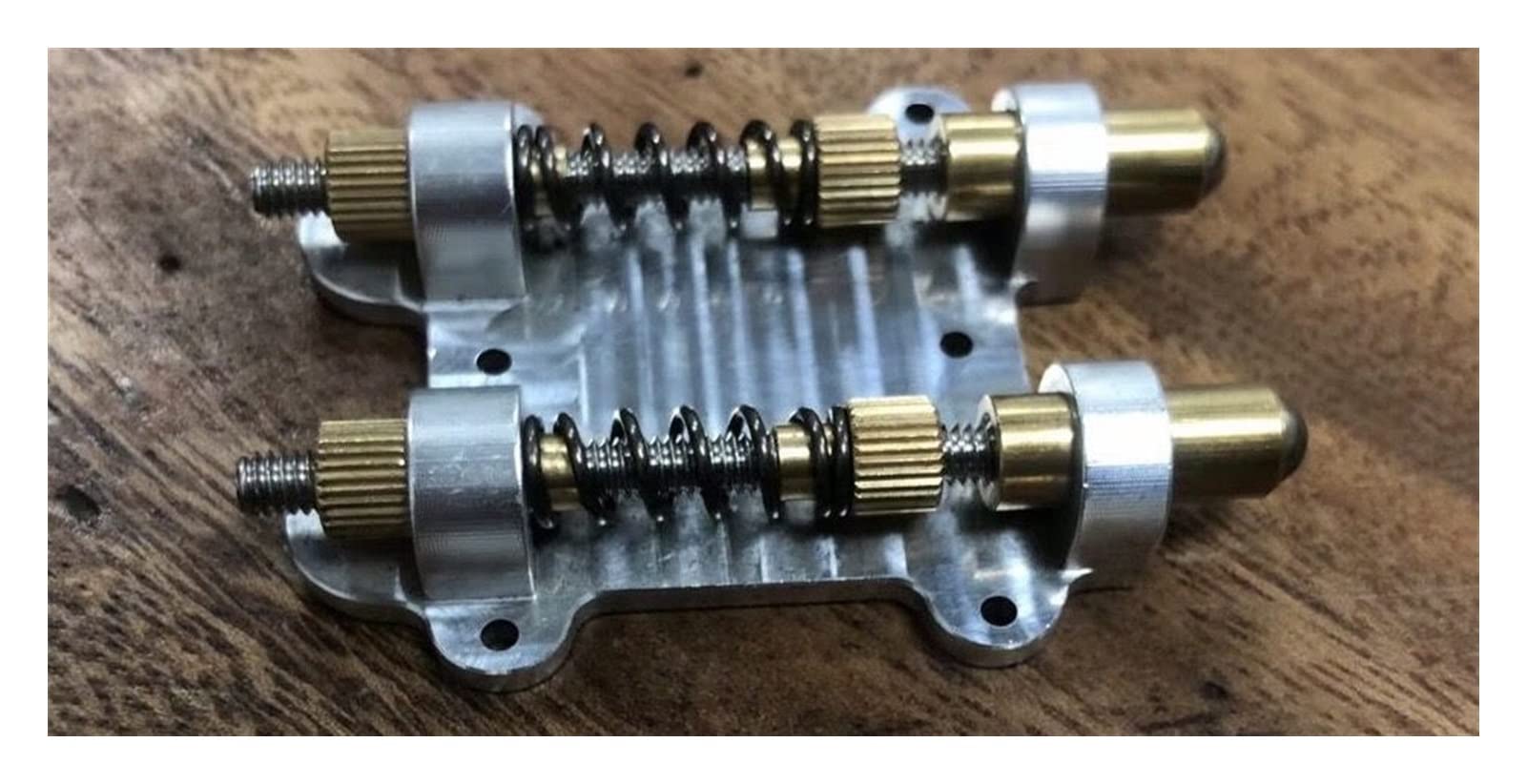 Professional Electric Guitar Tremolo Bridge Stabilizer - Adjustable Guitar Bridge System for Smooth Vibrato & Stable Tuning (Gold/Silver) - Perfect for Live Performances & Studio Recording