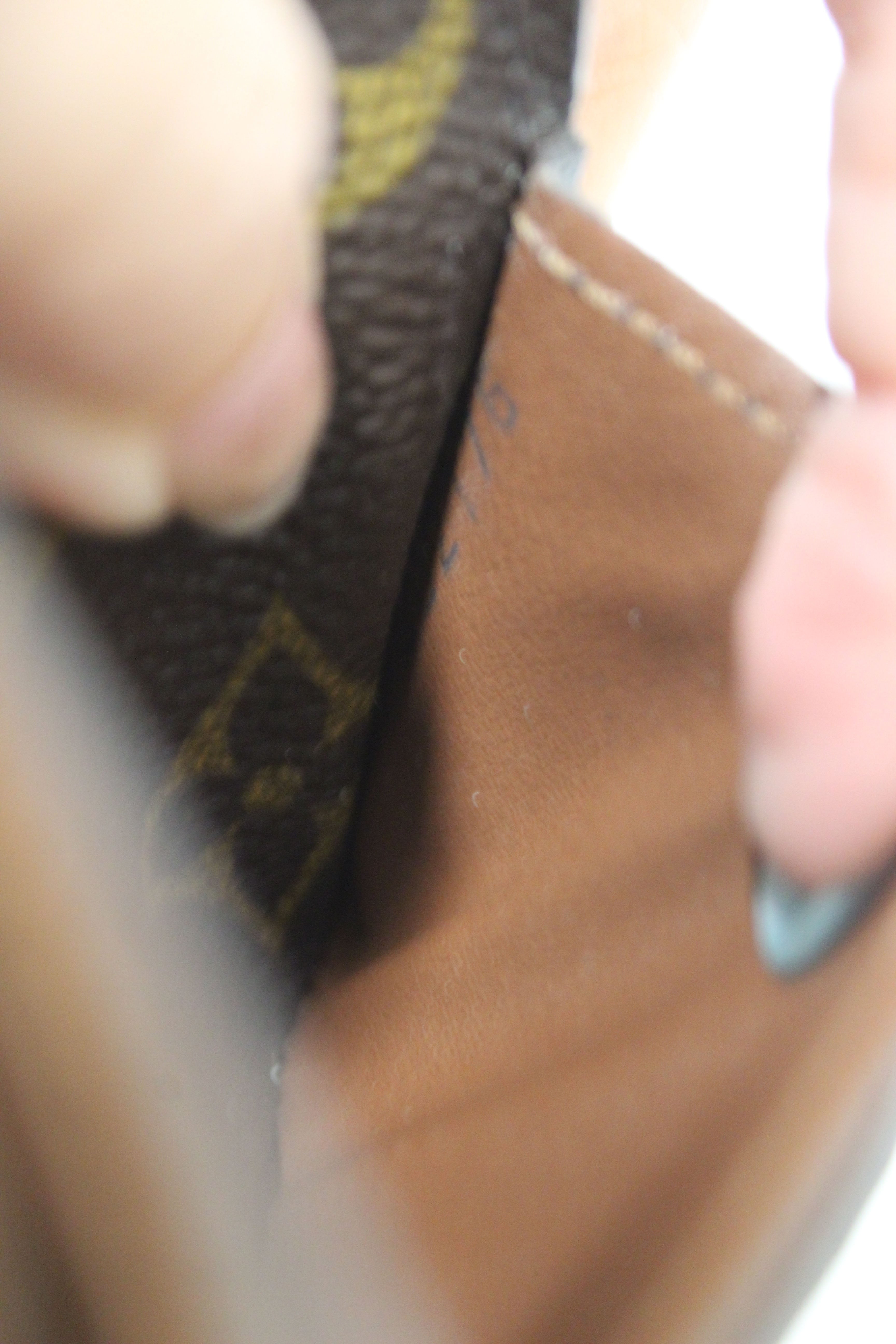 Authentic Louis Vuitton Monogram Canvas Sarah Wallet for Women - Luxury Designer Card Holder & ID Organizer - Perfect for Everyday Use, Travel & Gifts