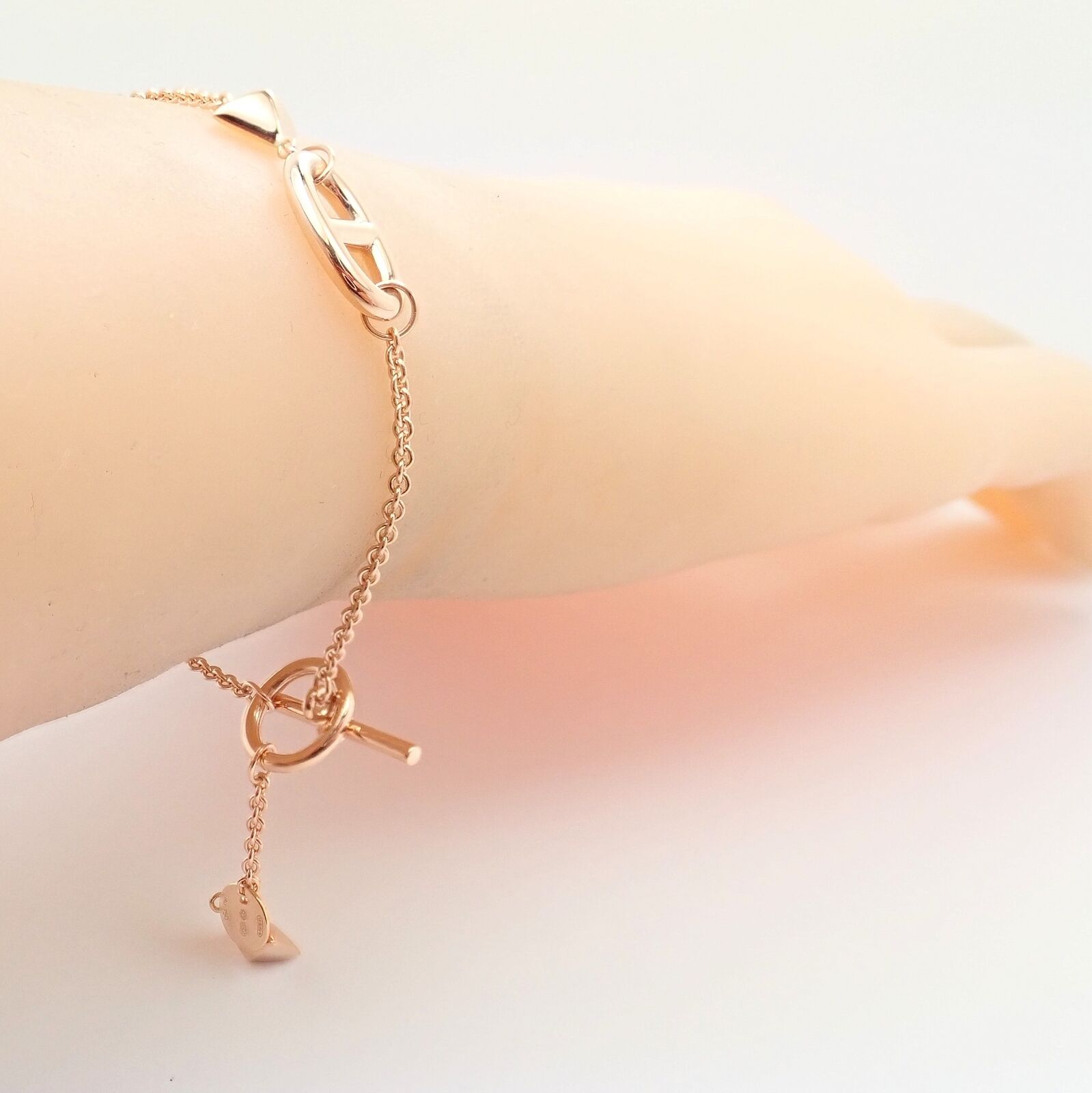 Authentic Hermes 18K Rose Gold Signature Iconic Logo Link Toggle Bracelet - Luxury Fashion Jewelry for Women, Perfect Gift for Birthday, Anniversary & Special Occasions