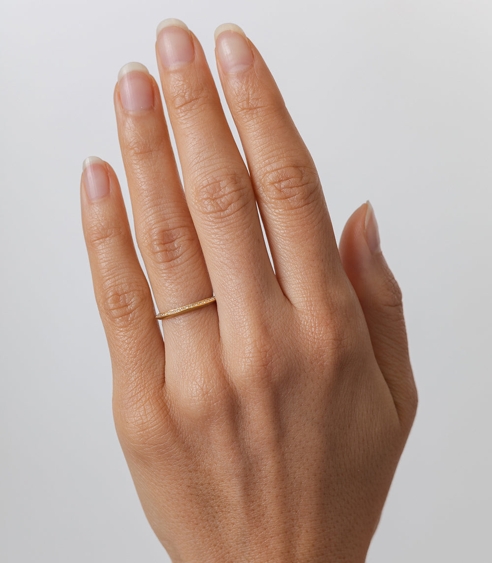 Diamond Knife Edge Band - Elegant & Durable Wedding Ring for Women | Perfect for Engagement, Anniversary & Special Occasions