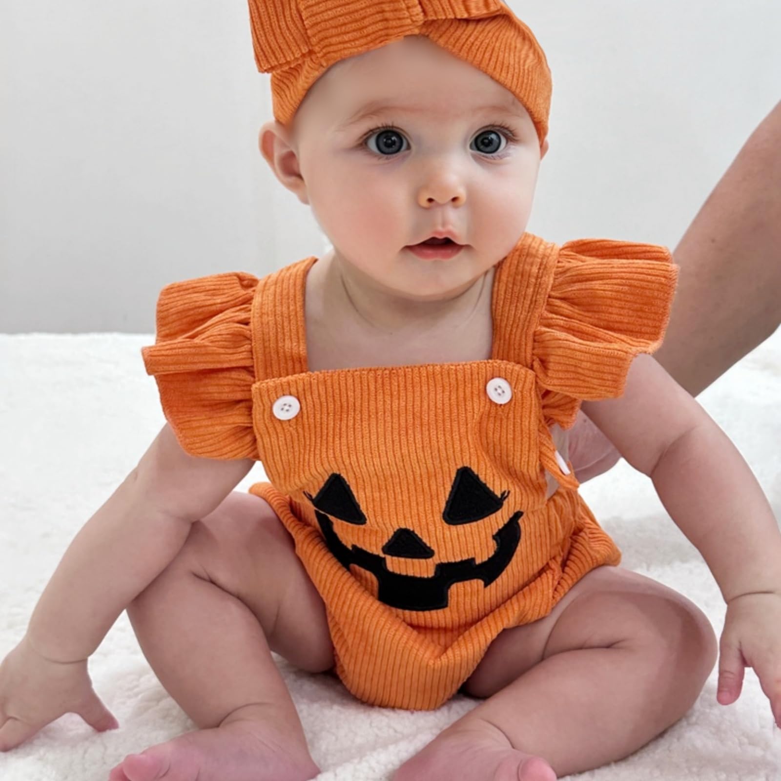Adorable Halloween Baby Girl Outfit - Newborn Pumpkin Bubble Romper & Corduroy Overalls Set | Cute Infant Pumpkin Costume for Photo Shoots & Trick-or-Treating